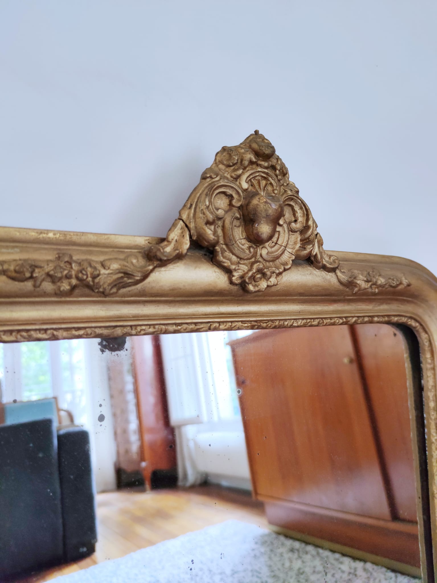 Miroir en bois doré H:82cm