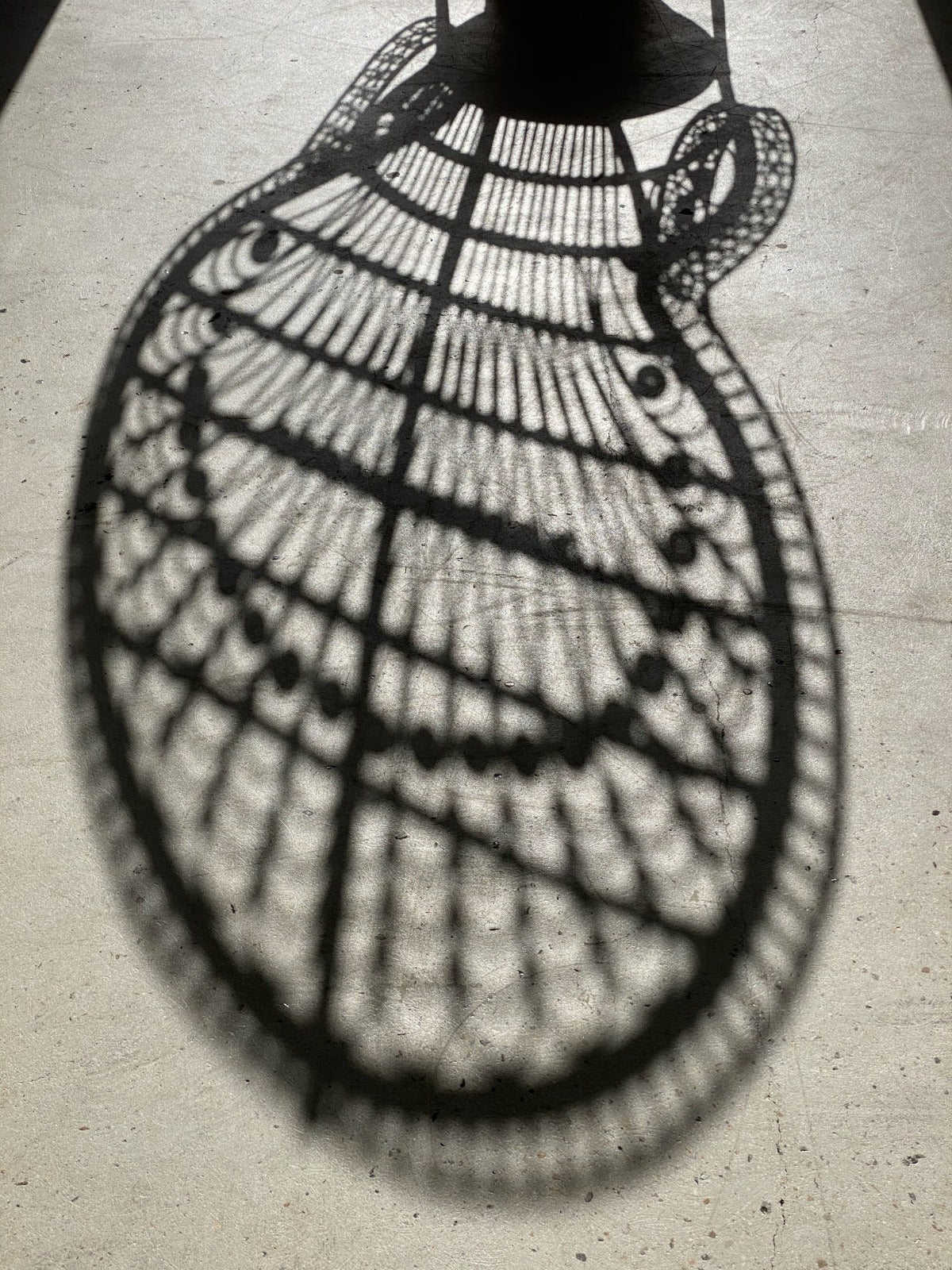 Fauteuil Emmanuelle en rotin motifs peacock