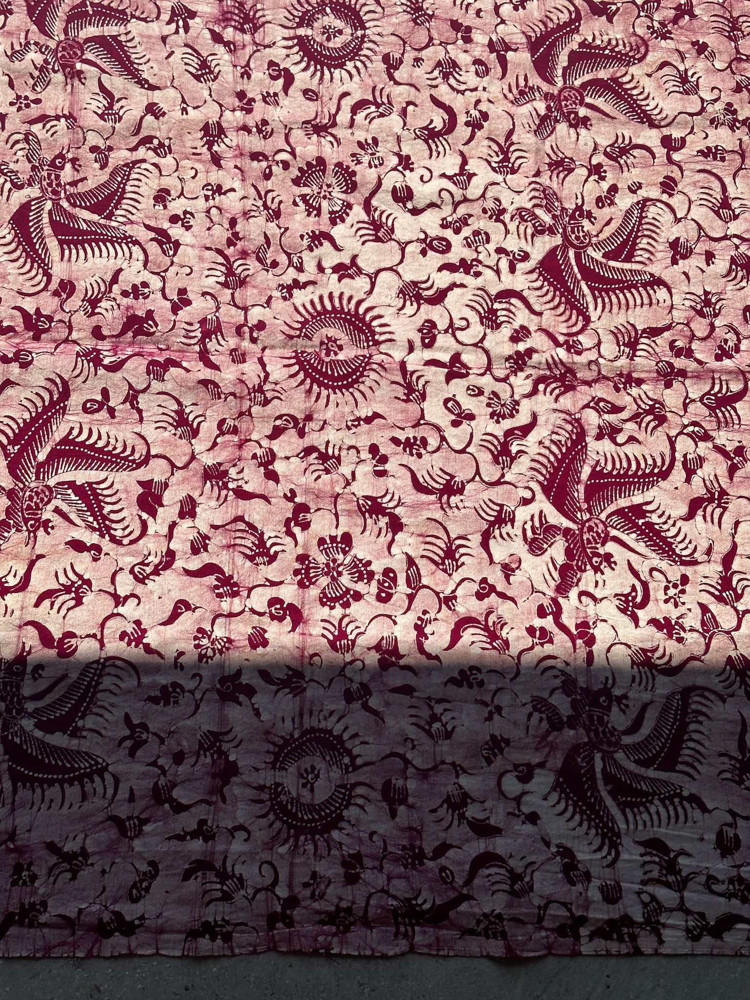 Batik imprimé fuchsia clair, tissu cérémoniel indonésien 185x50