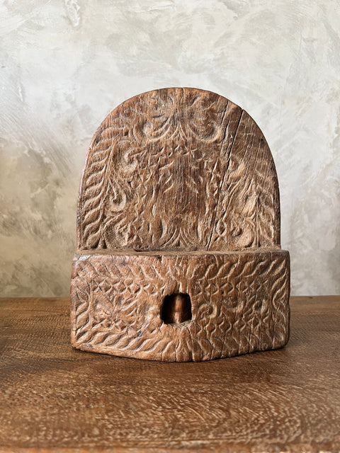 Cloche en bois sculpté indonésienne décorative H22 L18