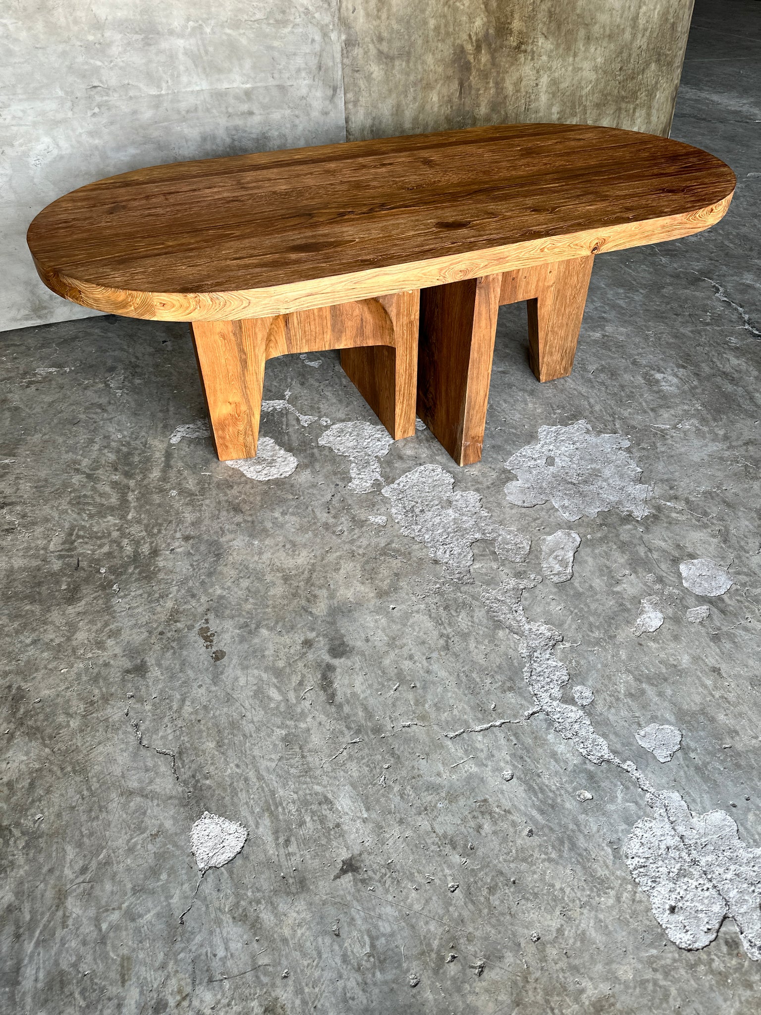 Immense table en teck massif 2m10x1m