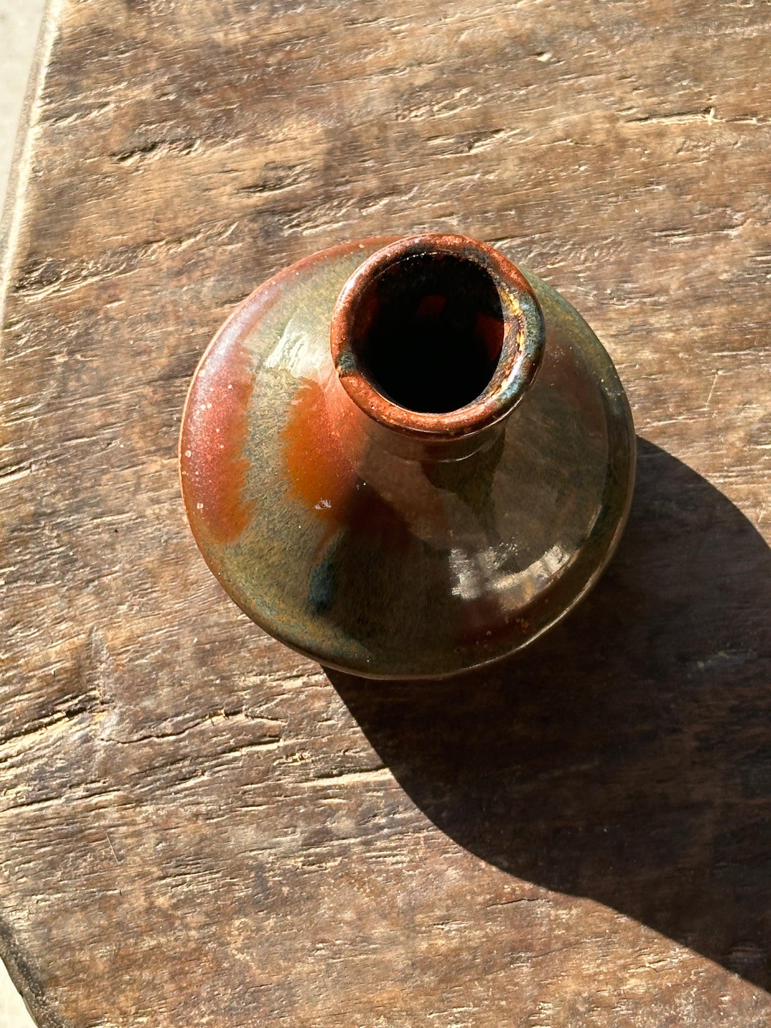 Petit vase soliflore en céramique glacée