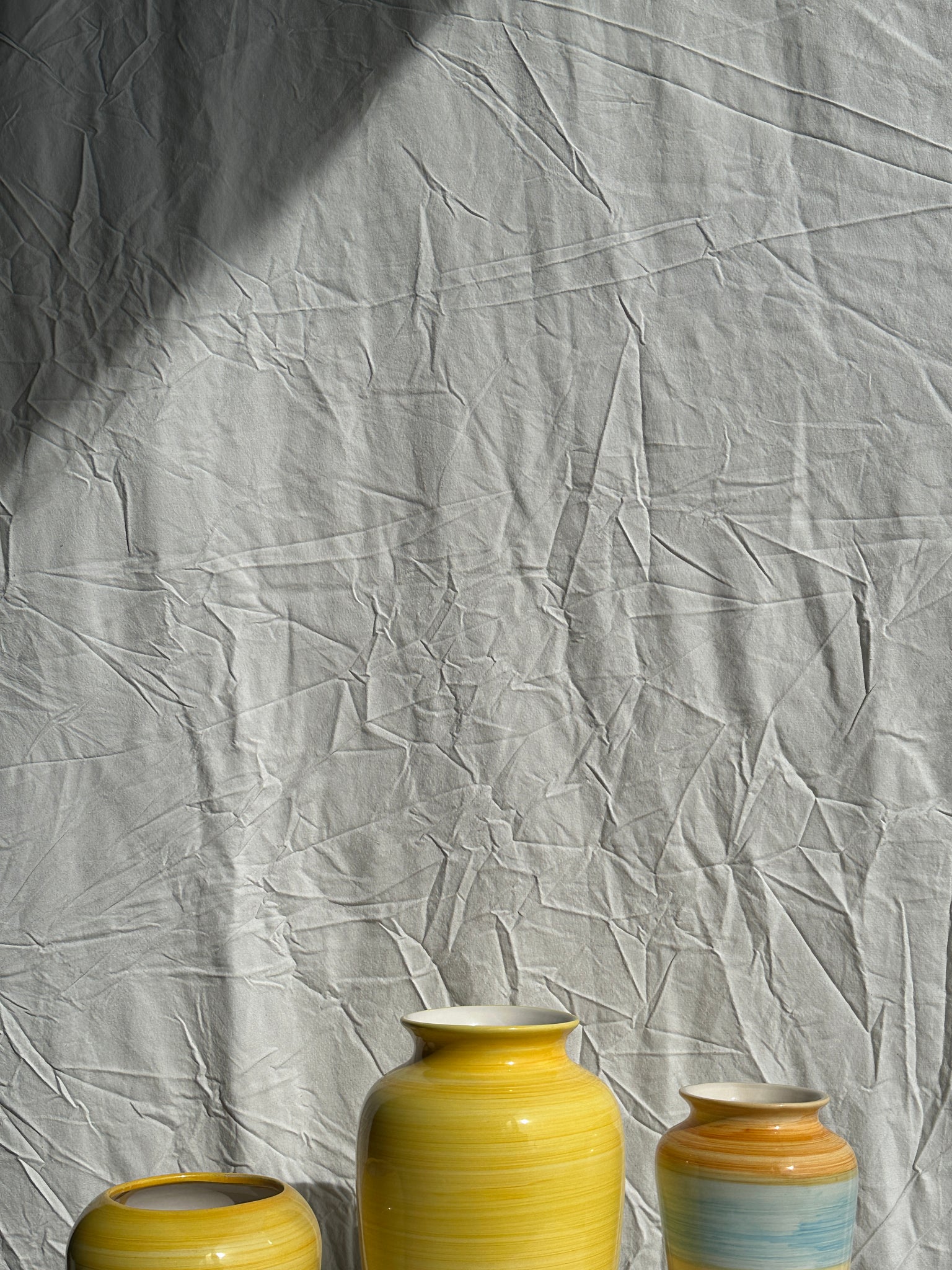 Grand vase jaune années 90