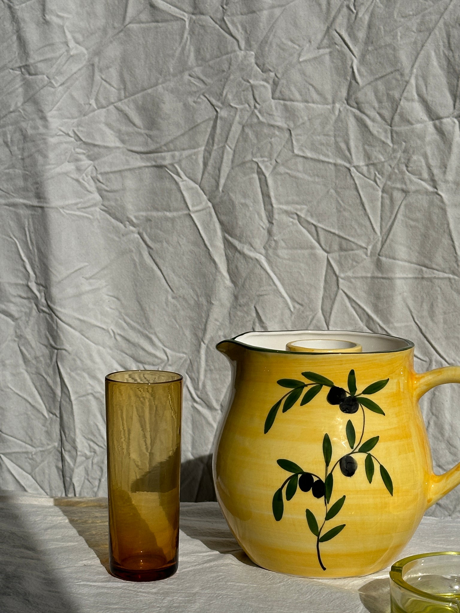 Petit cendrier en verre coloré jaune vintage