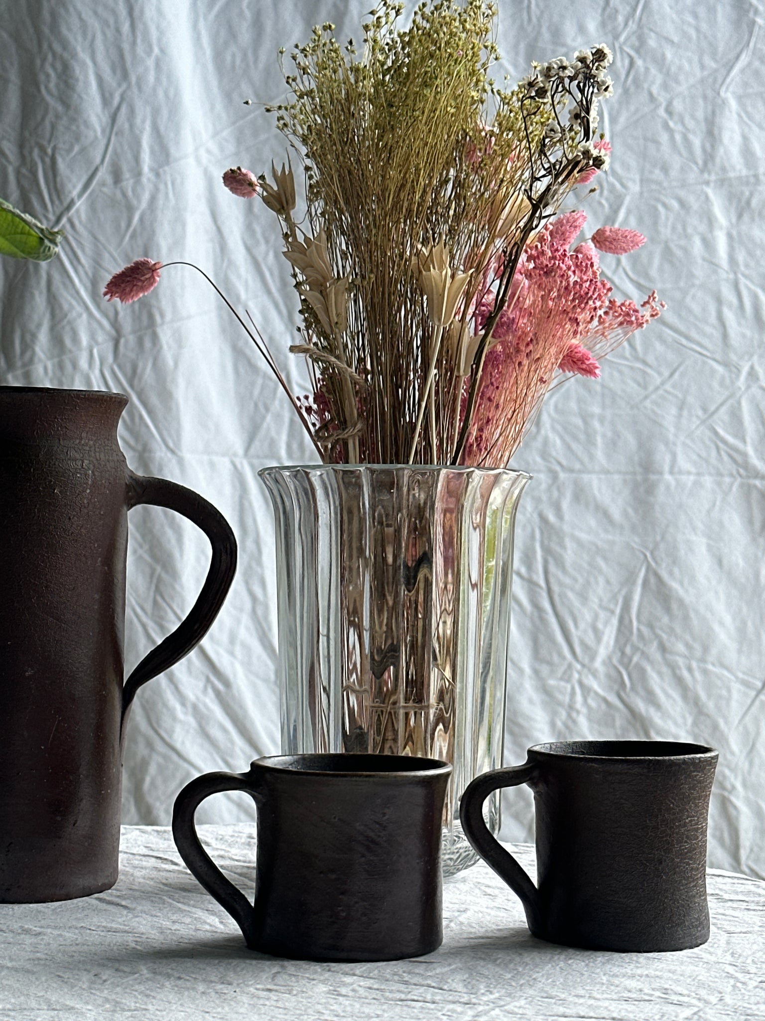 Ensemble de carafe et ses 6 mugs en terre cuite