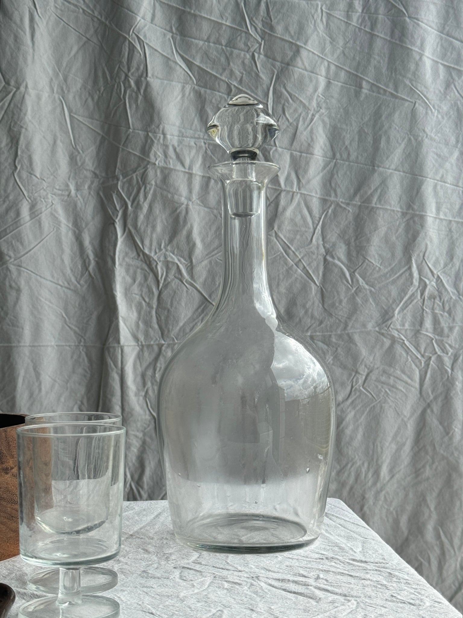 Très grande carafe en verre à décanter avec bouchon toupie H36