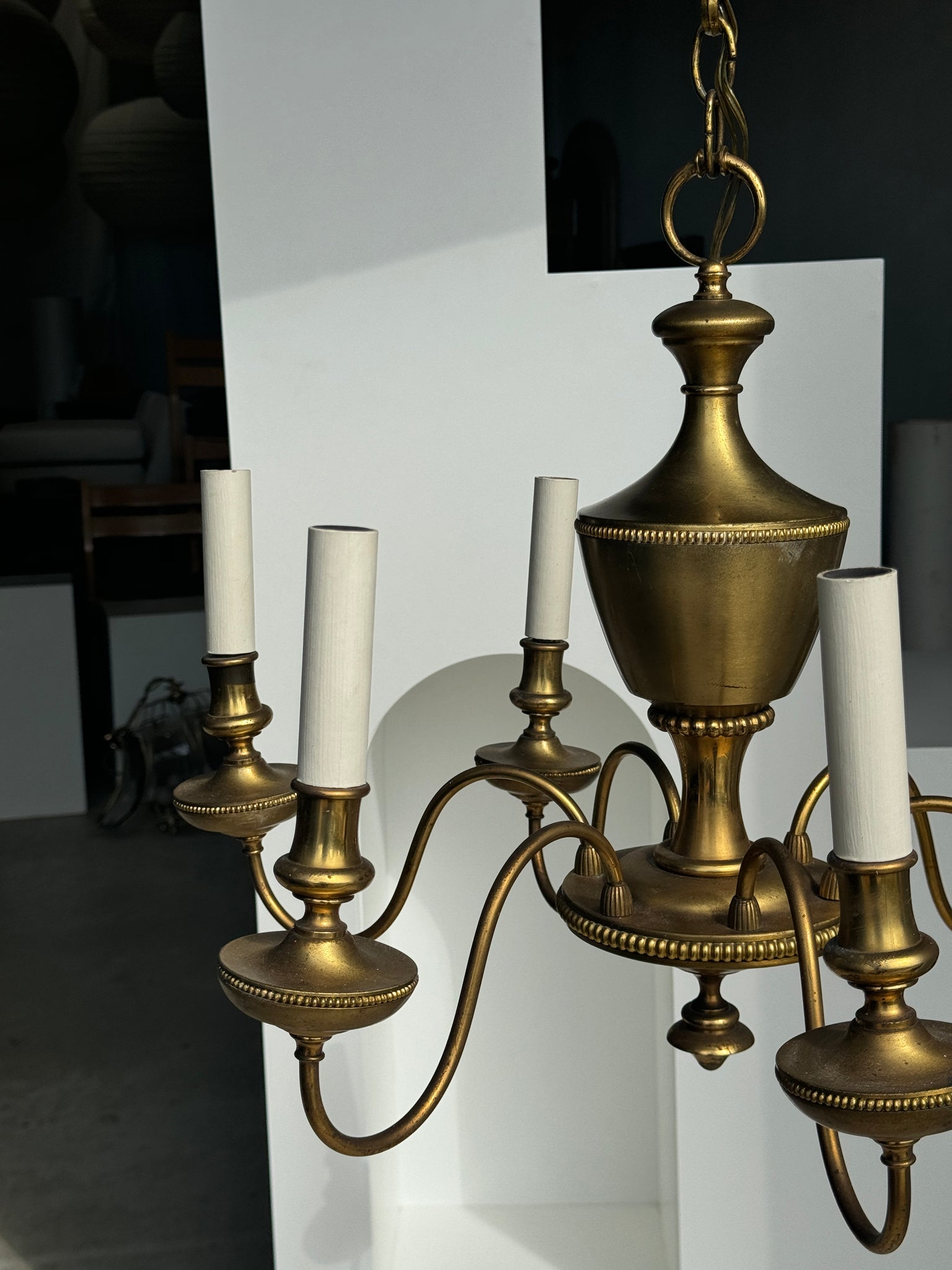 Lustre doré hollandais à 6 bras de lumière D50