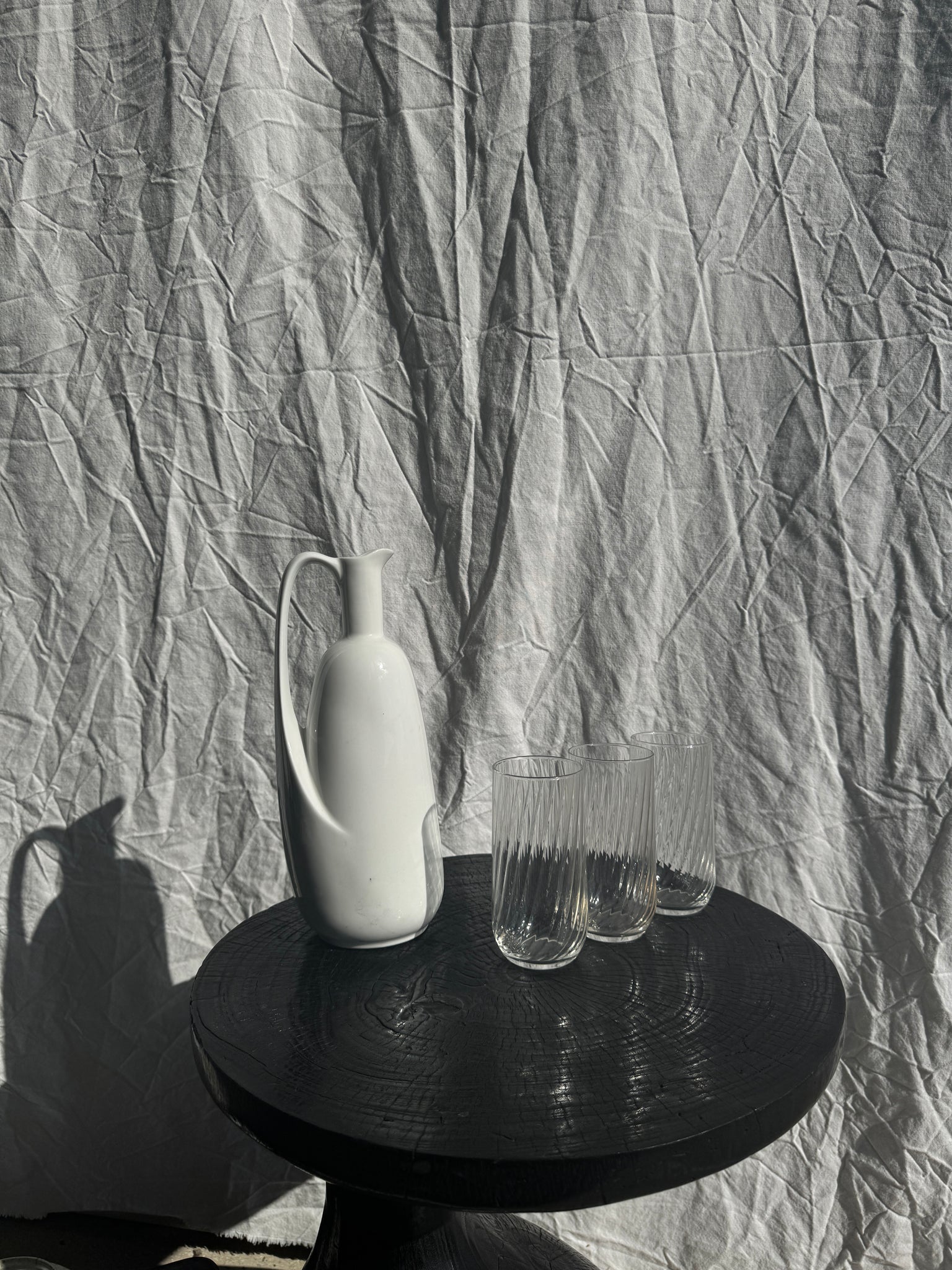 Aiguière blanche en porcelaine H26