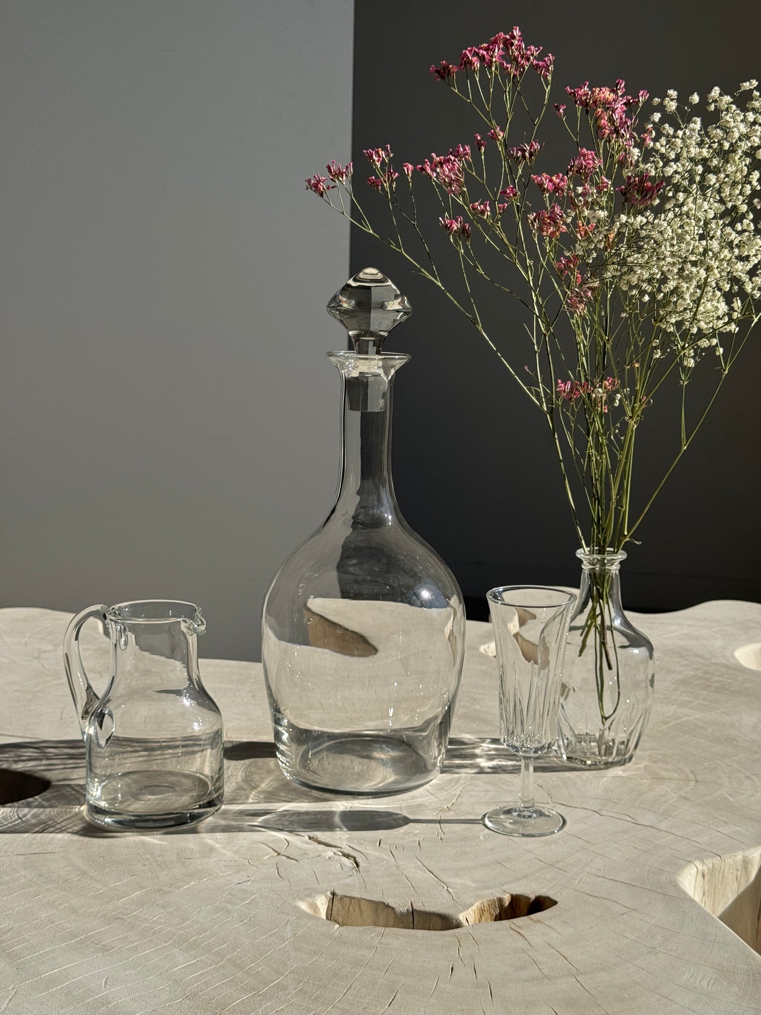 Petit flacon en verre avec bouchon