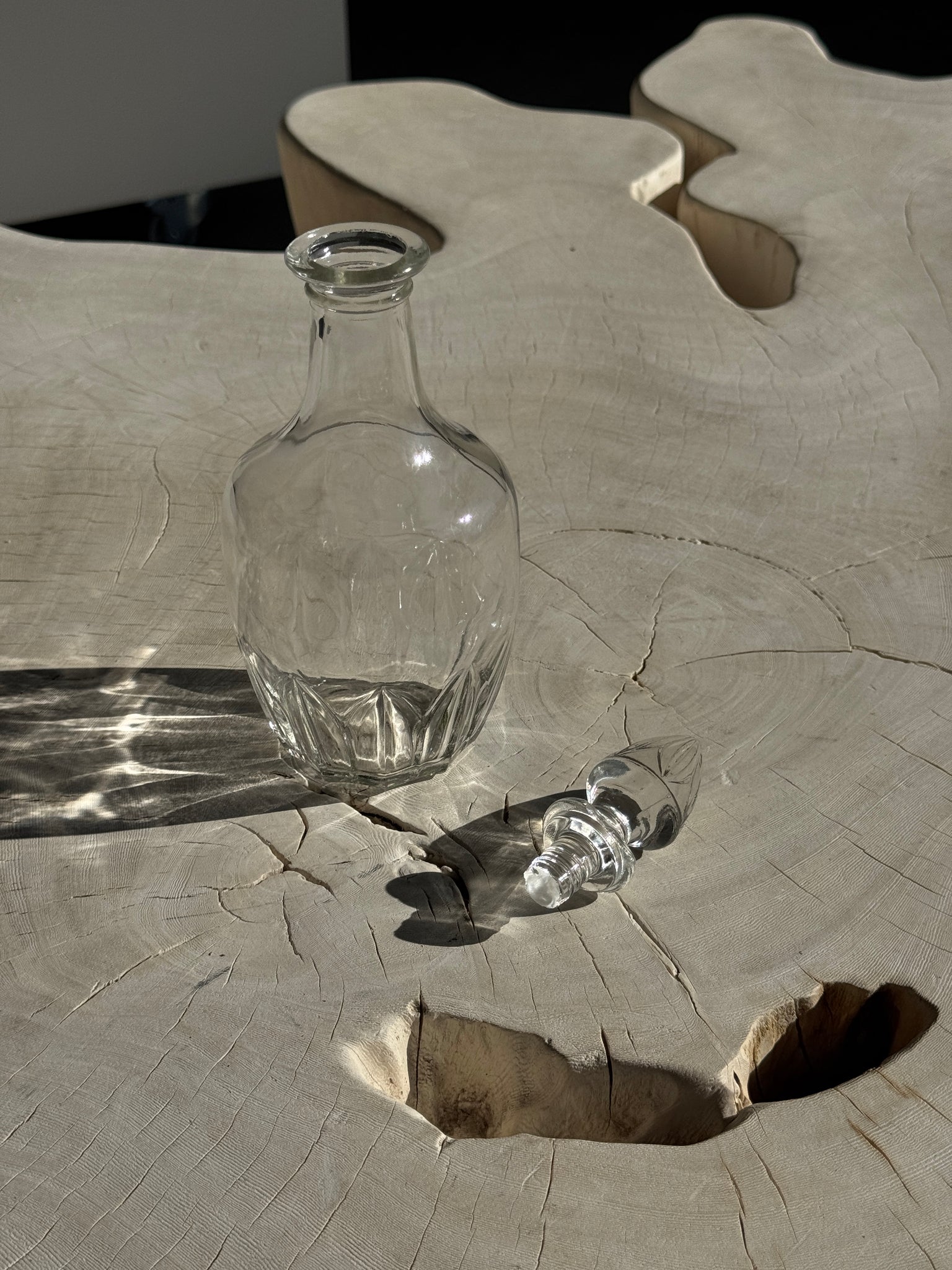 Petit flacon en verre avec bouchon