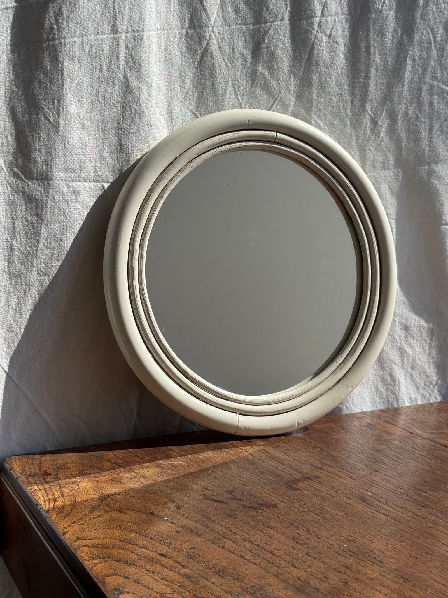 Petit miroir circulaire à fixer ou à poser blanc D29