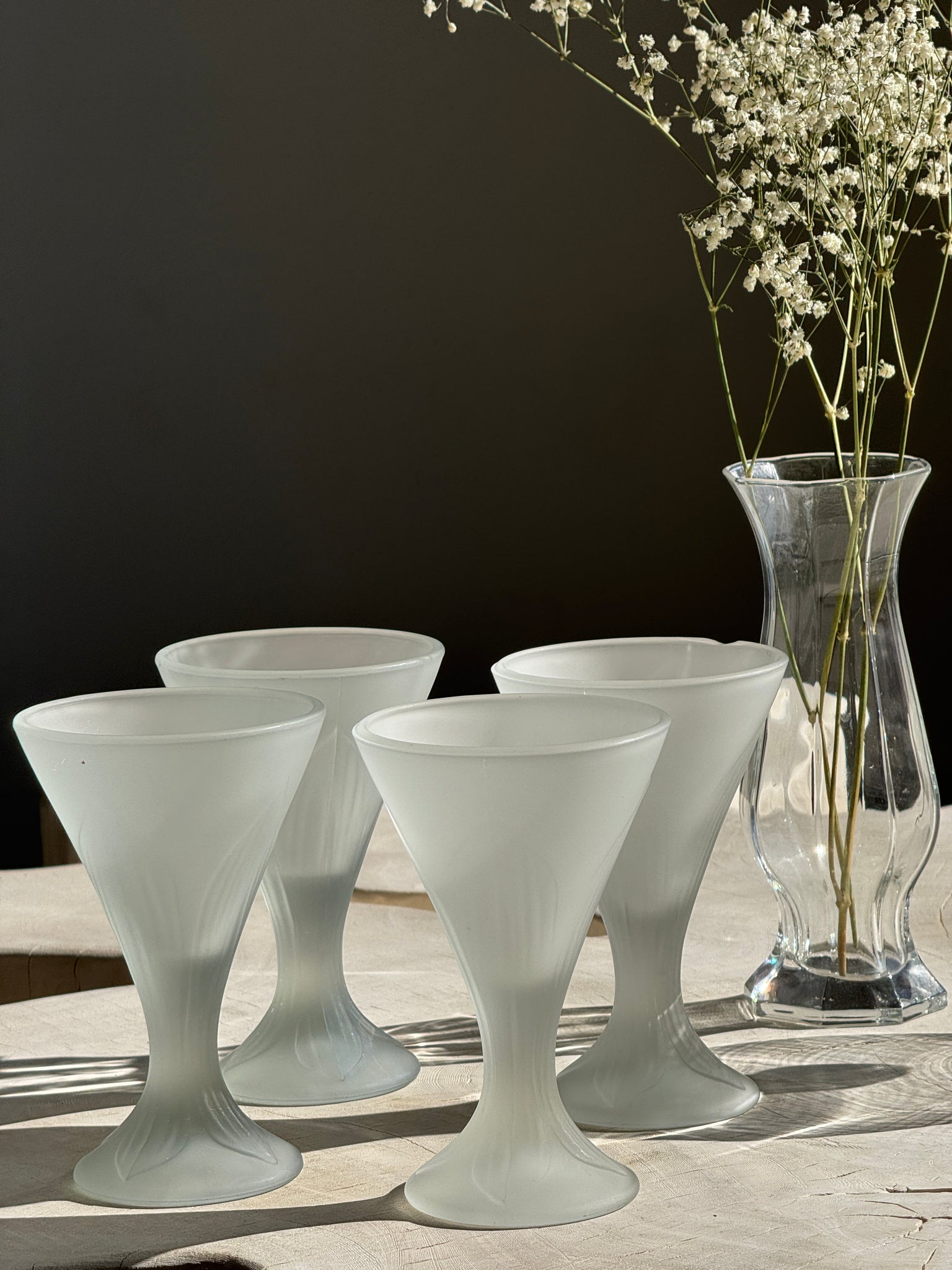 12 coupes à glace vintage en verre mat