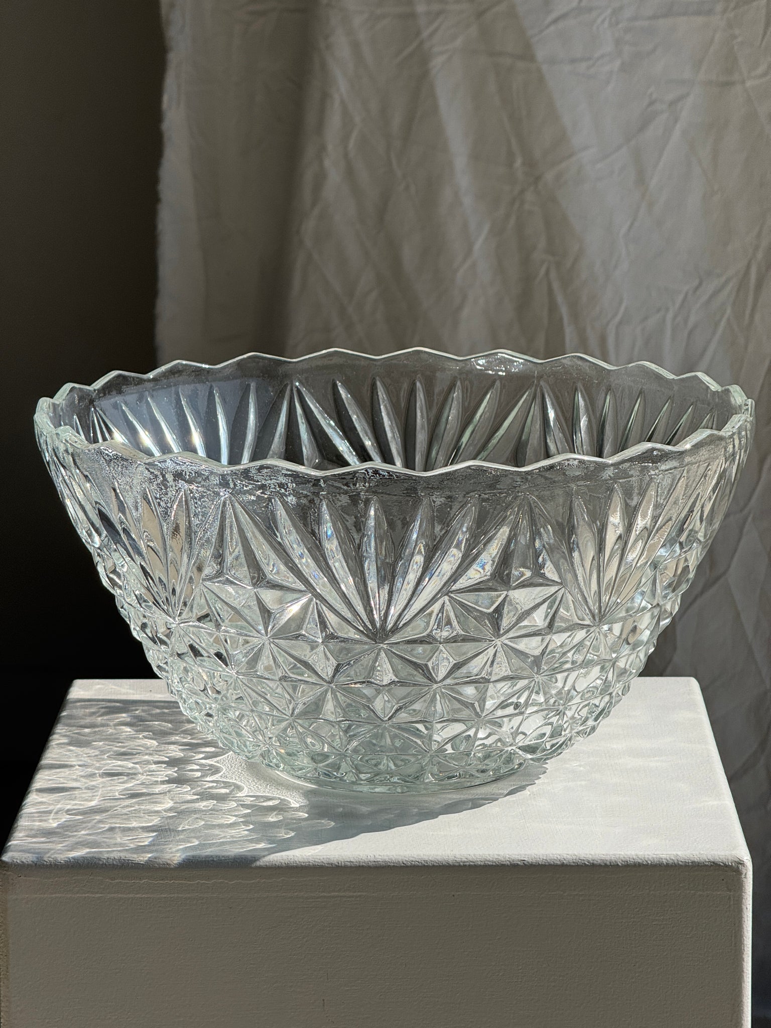 Grand saladier en verre pointes de diamant D30
