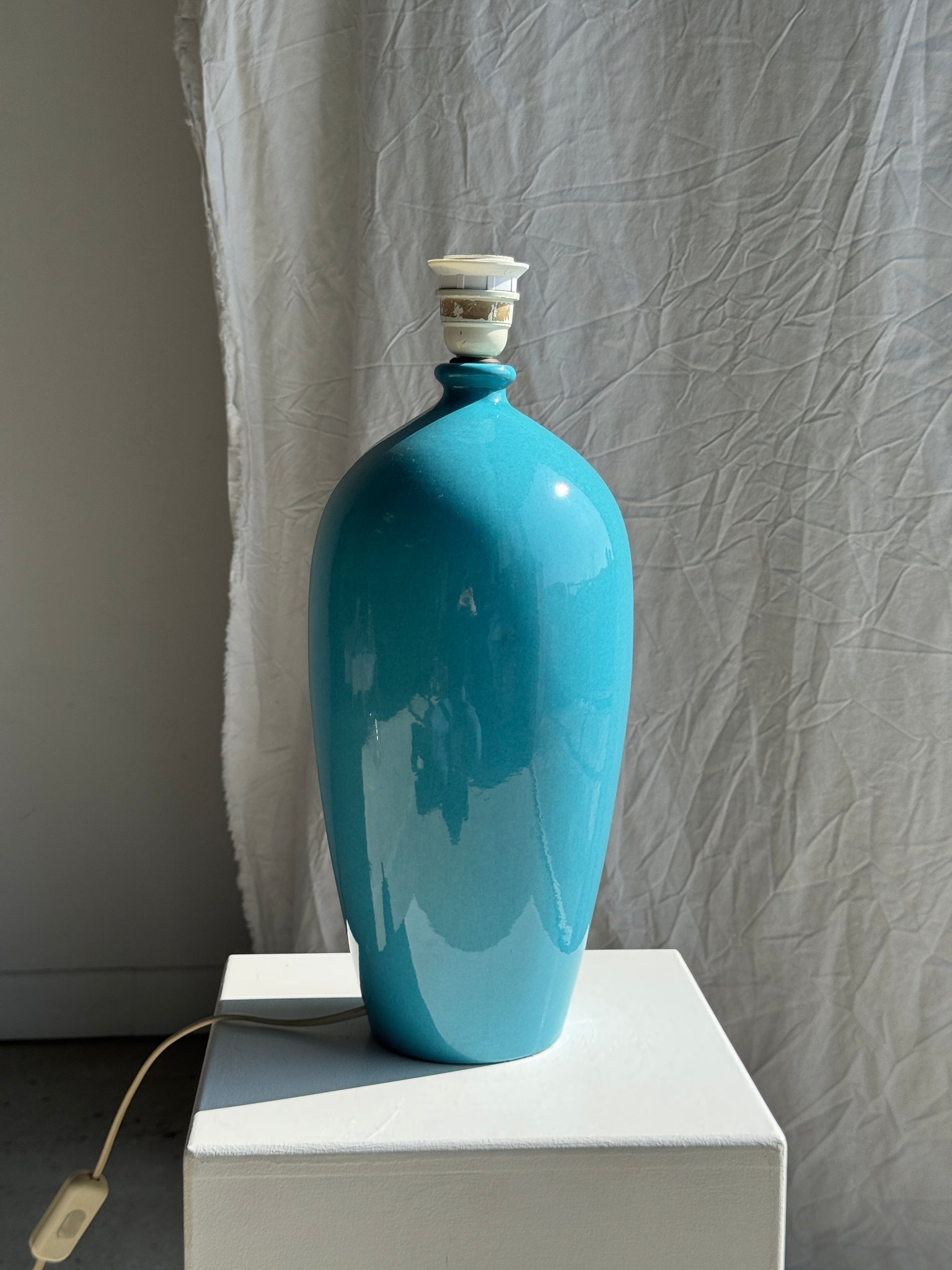 Grand pied de lampe vintage bleu clair H38,5