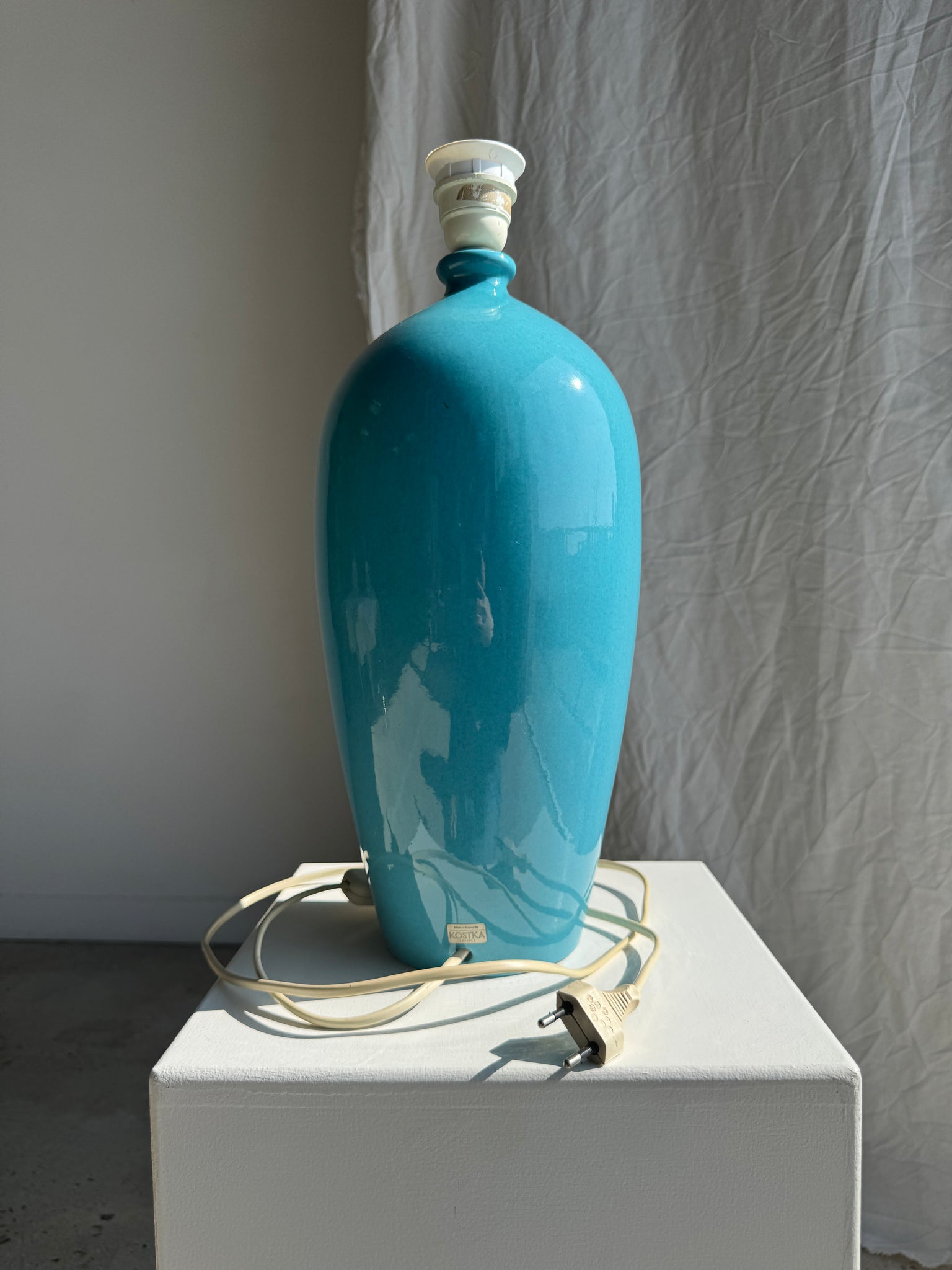 Grand pied de lampe vintage bleu clair H38,5