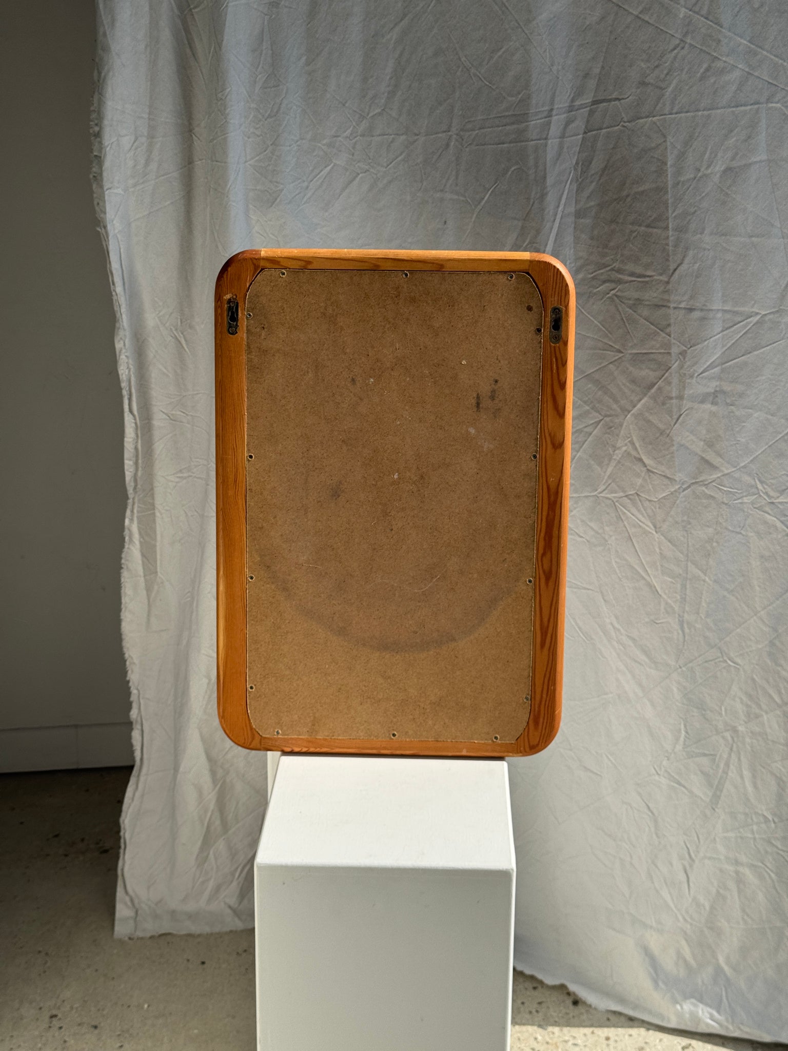 Miroir en pin bords arrondis 66x45