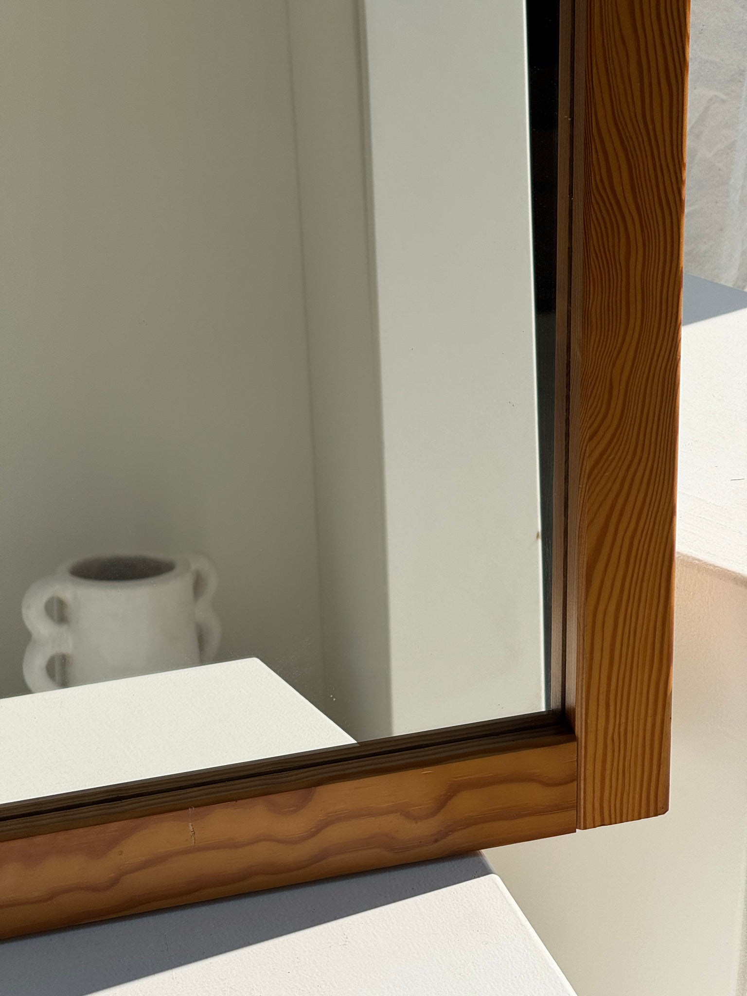 Petit miroir en pin rectangulaire 55x45