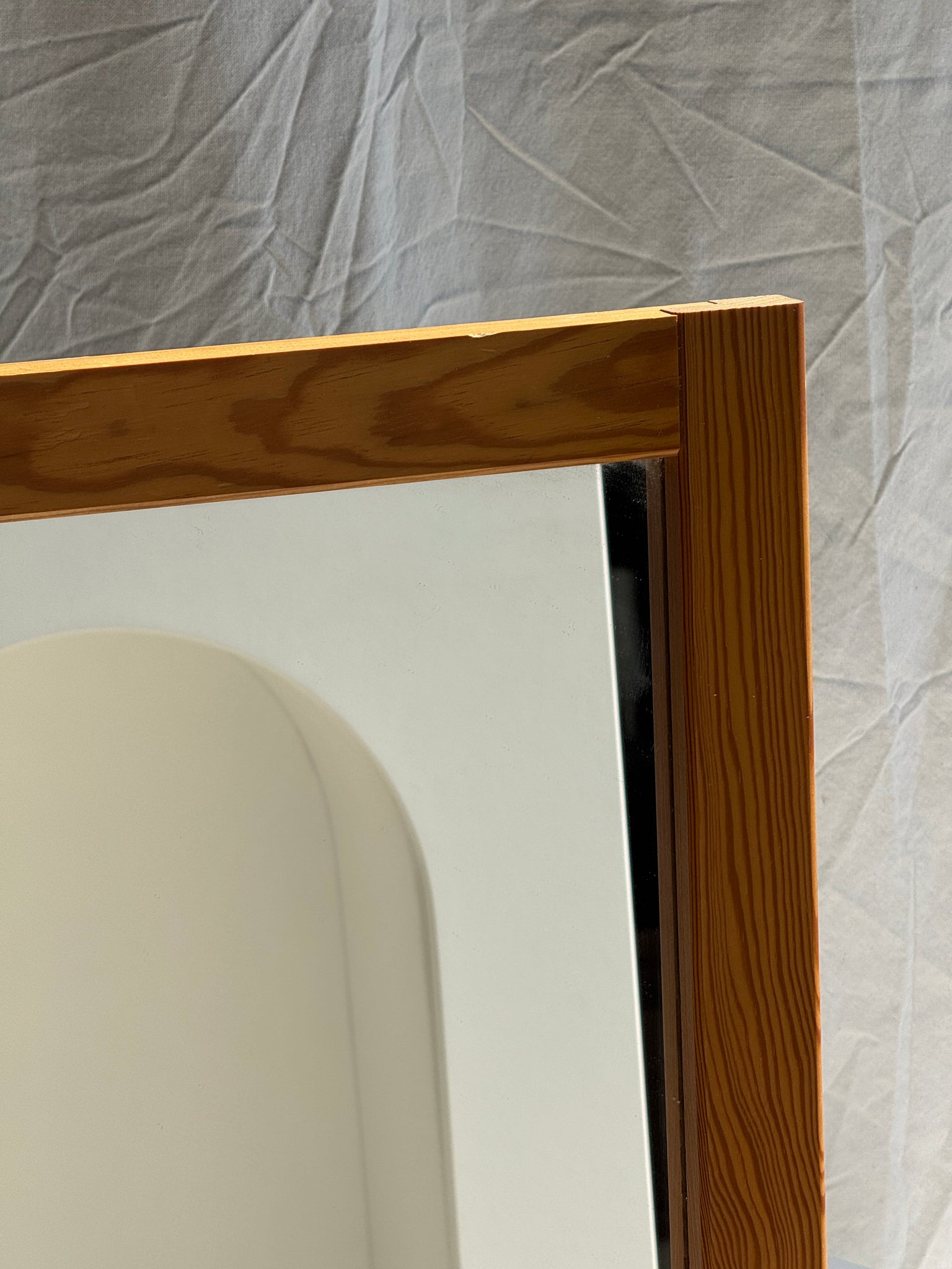 Petit miroir en pin rectangulaire 55x45