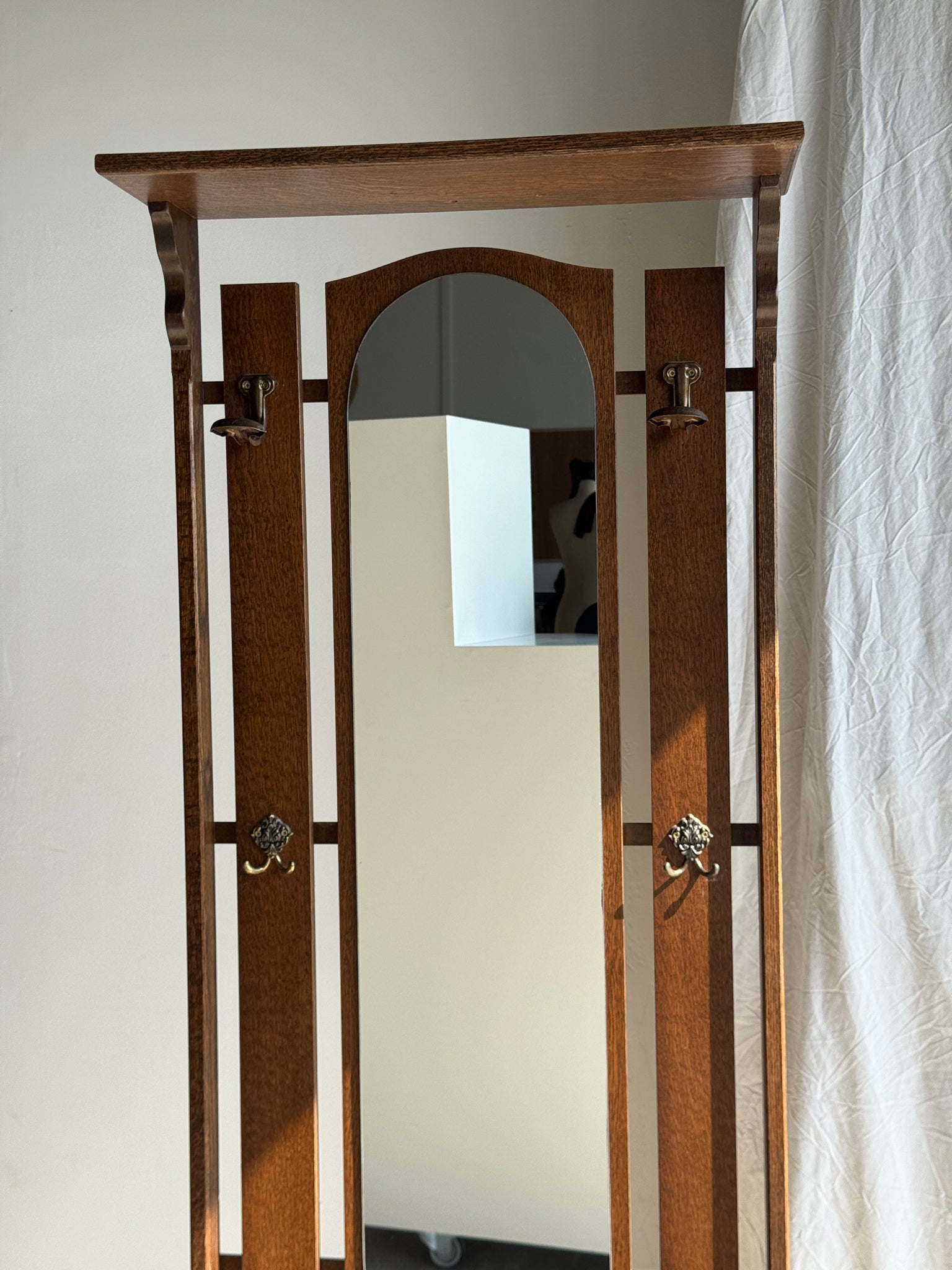 Meuble porte-manteau avec miroir, patères et petit coffre H182 L65 P33