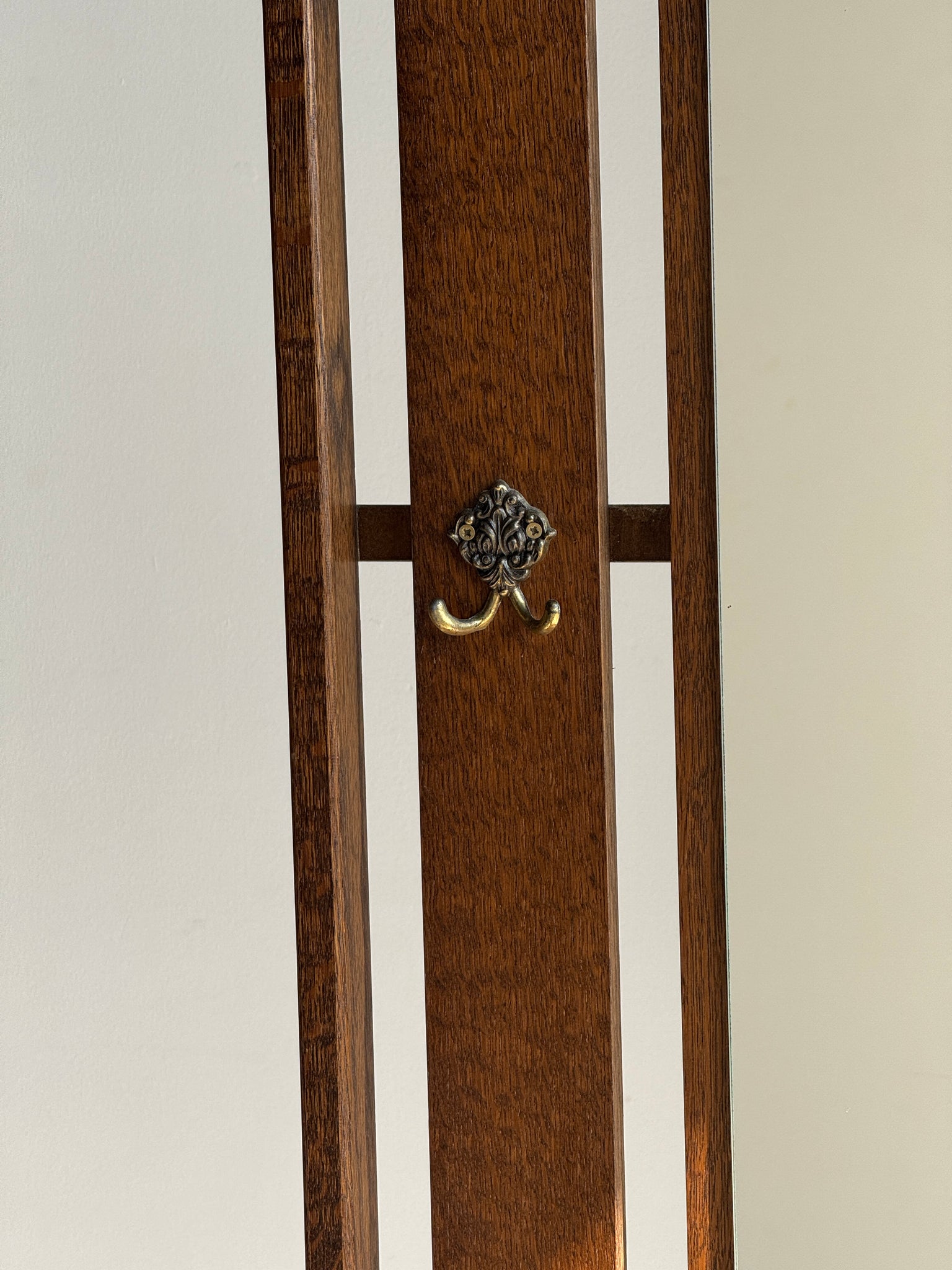 Meuble porte-manteau avec miroir, patères et petit coffre H182 L65 P33