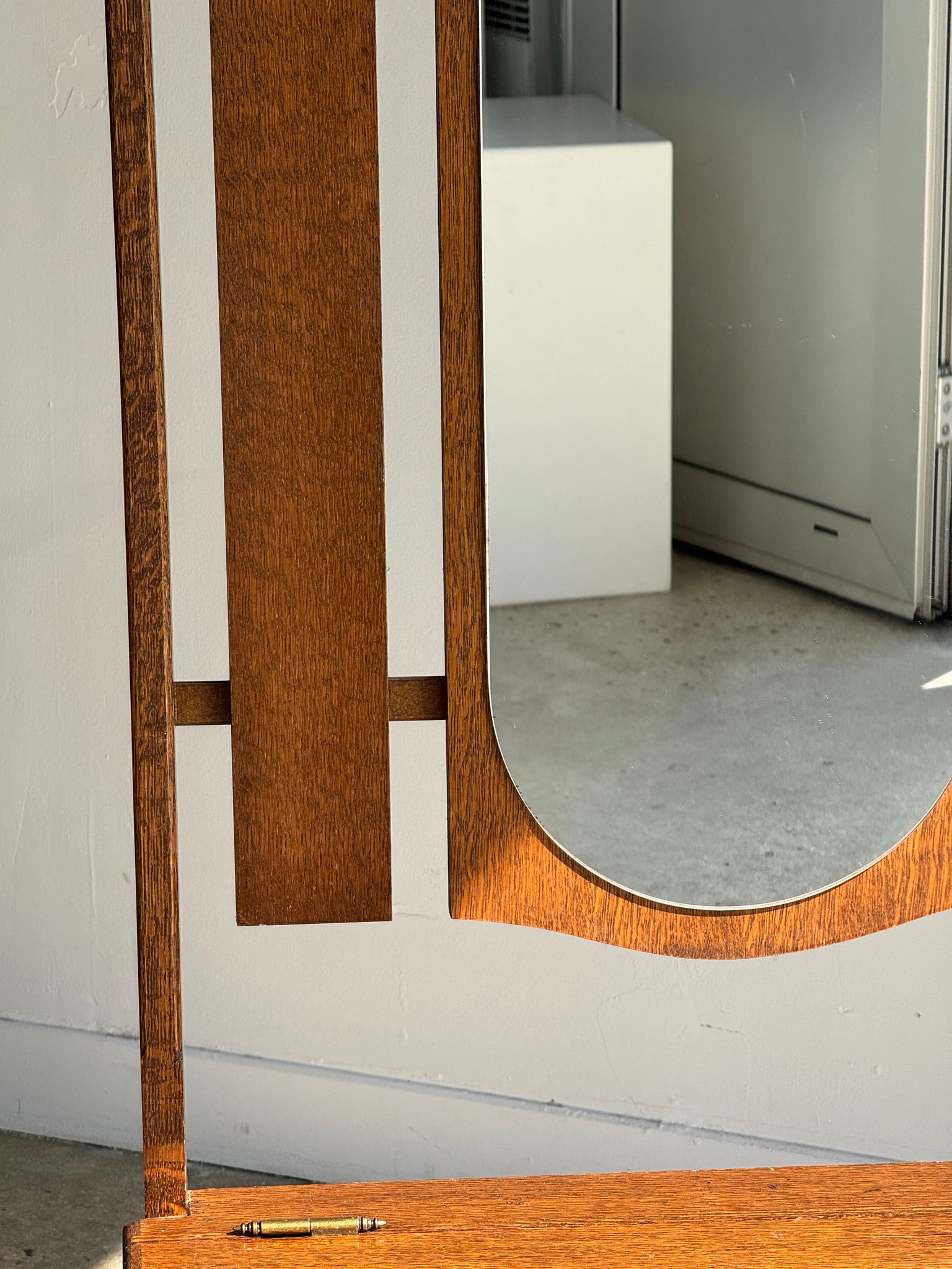 Meuble porte-manteau avec miroir, patères et petit coffre H182 L65 P33