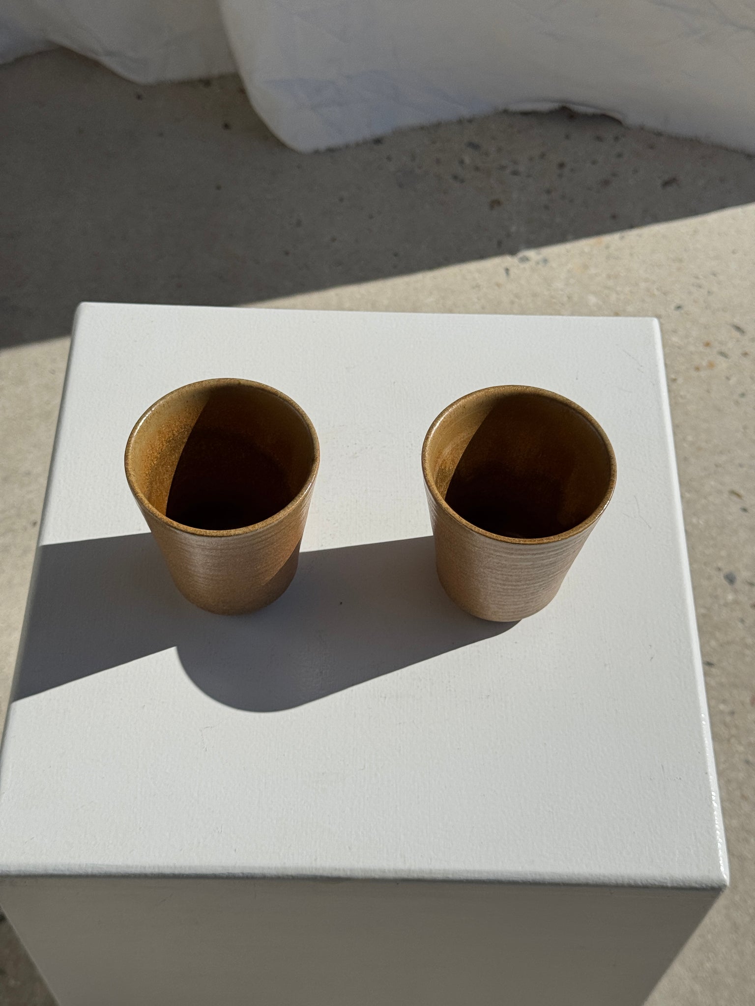 Paire de tasses en grès Digoin
