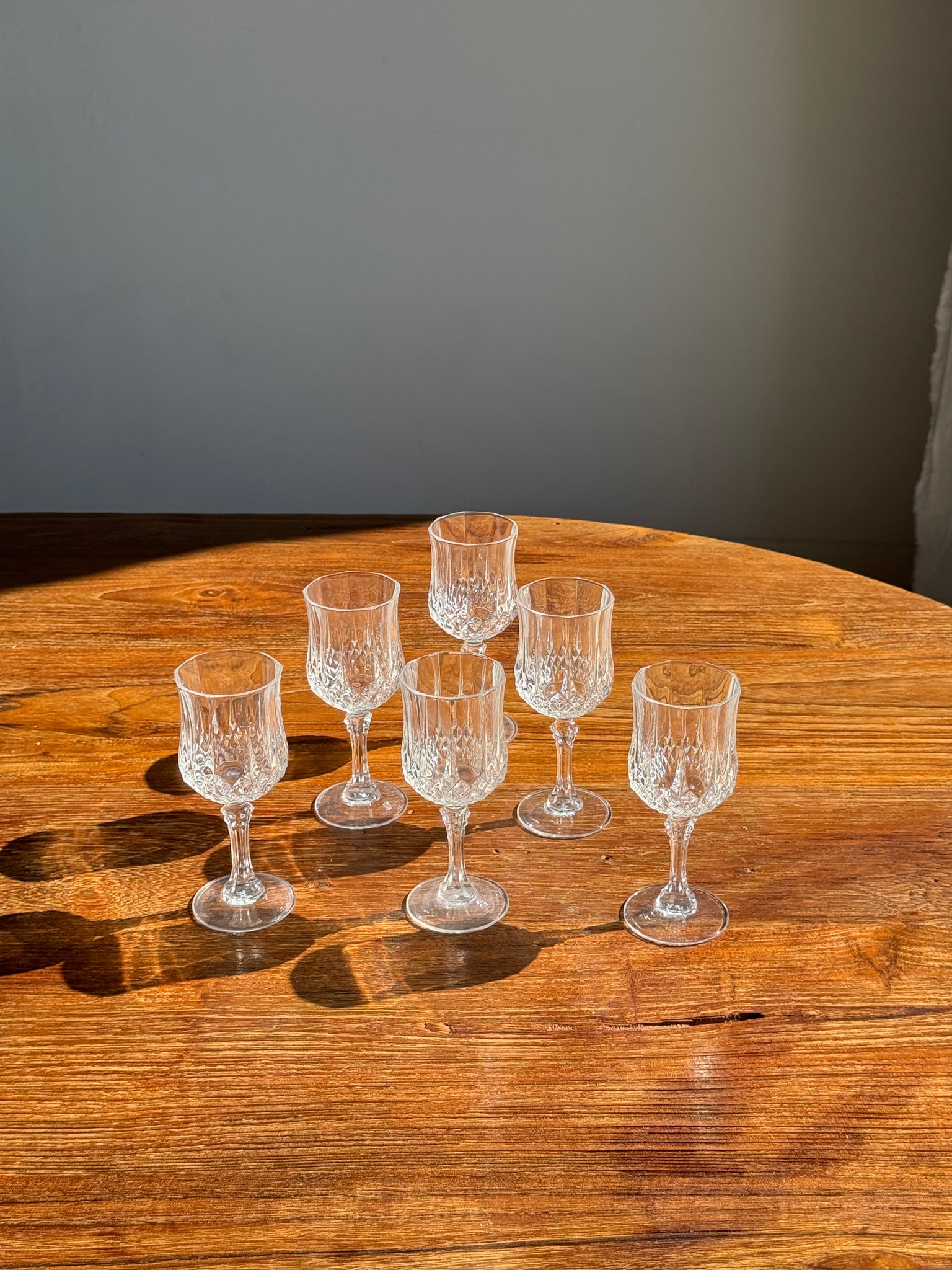 Lot de 6 petits verres en cristal pointes de diamant H14,5