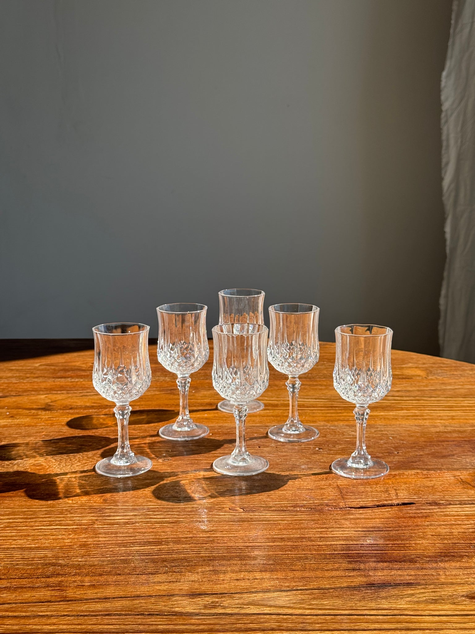 Lot de 6 petits verres en cristal pointes de diamant H14,5
