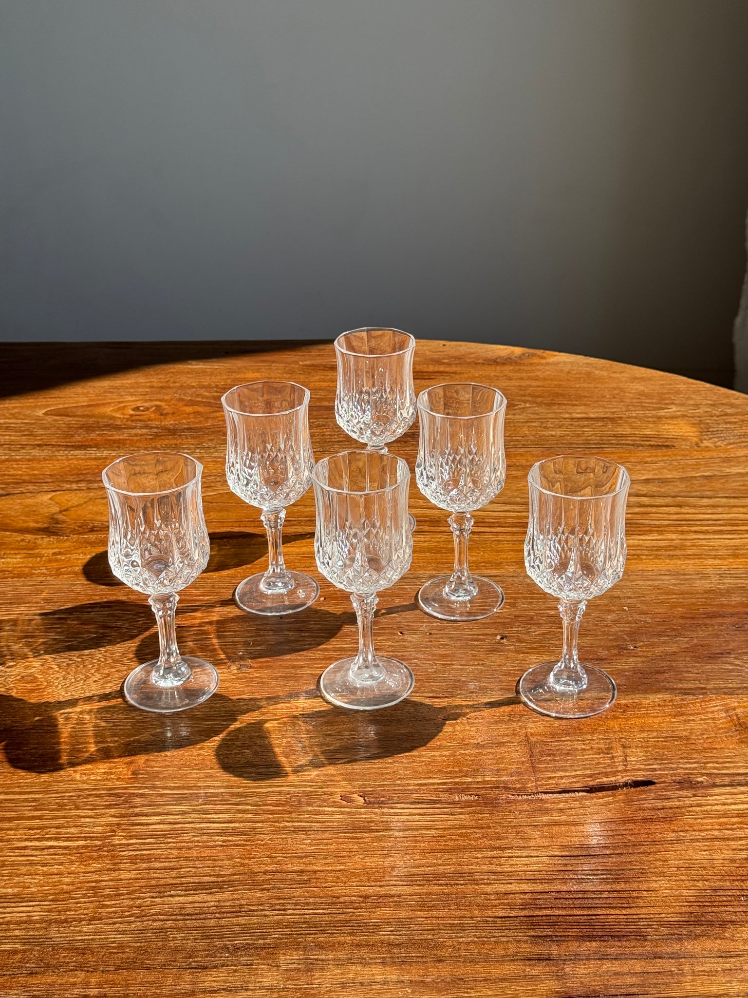 Lot de 6 petits verres en cristal pointes de diamant H14,5