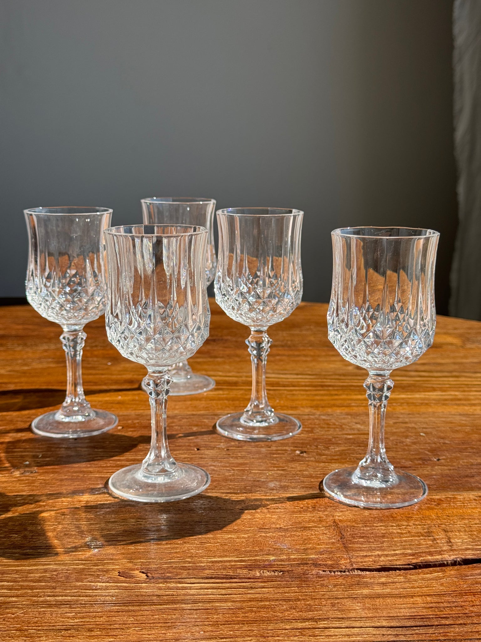 Lot de 6 petits verres en cristal pointes de diamant H14,5