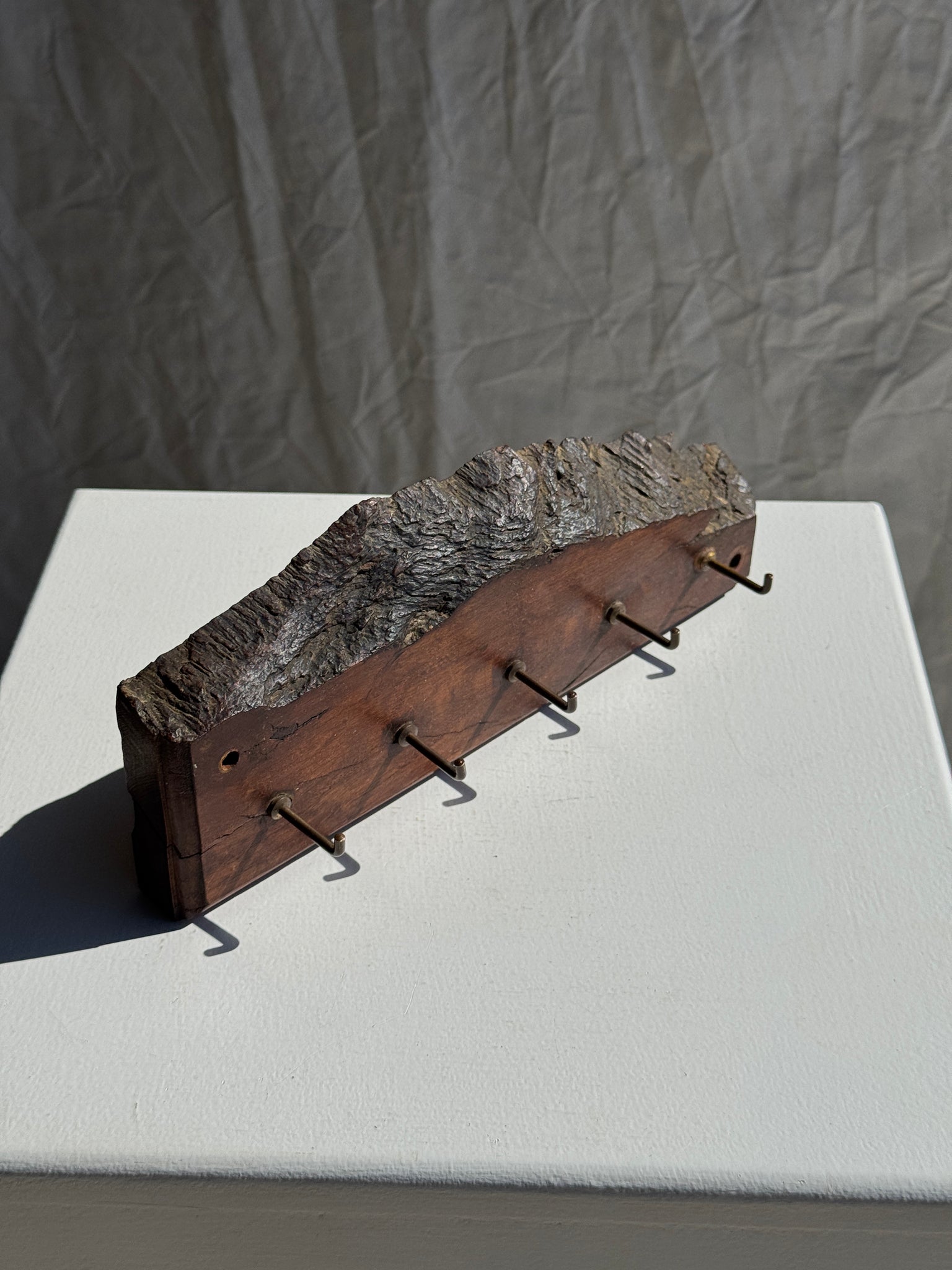 Petite patère en bois et métal pour clefs L24