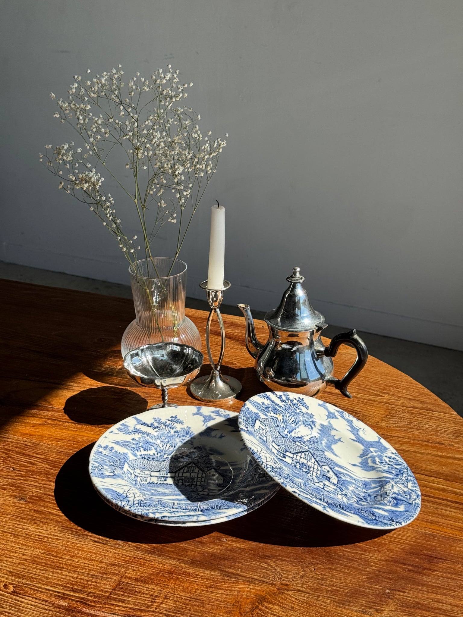 Lot de 5 assiettes anglaises bleues D23