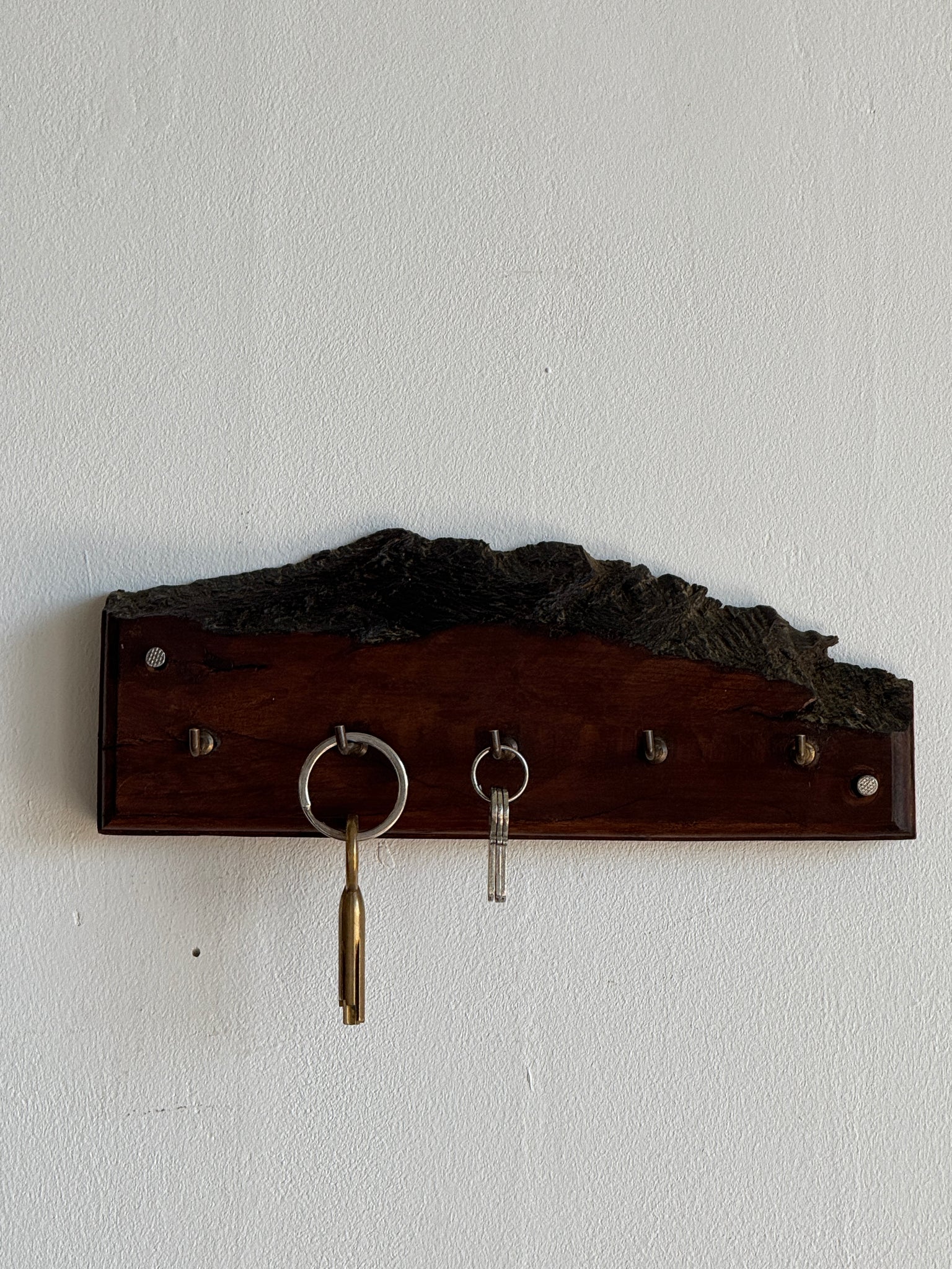 Petite patère en bois et métal pour clefs L24