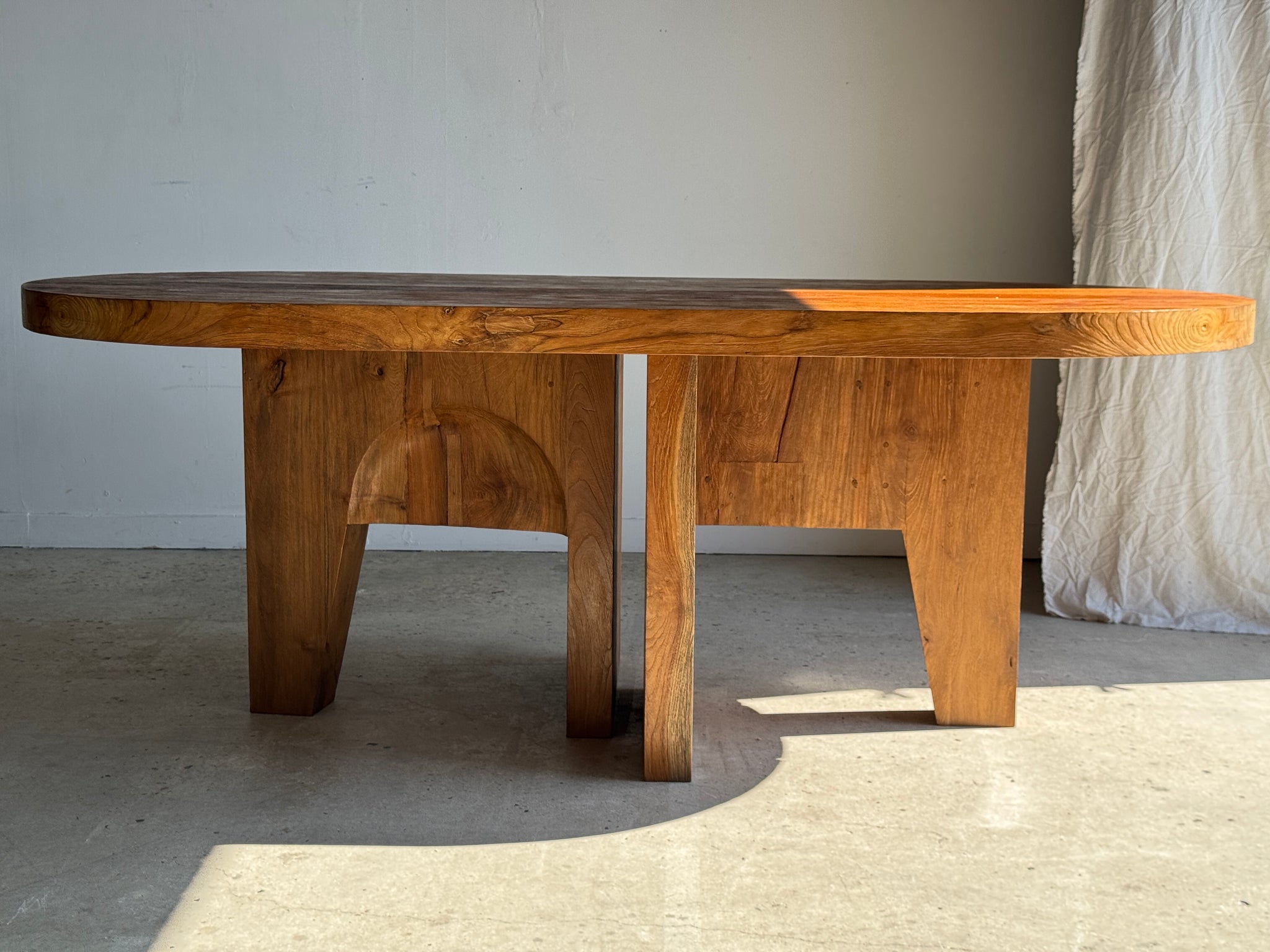 Immense table en teck massif 2m10x1m