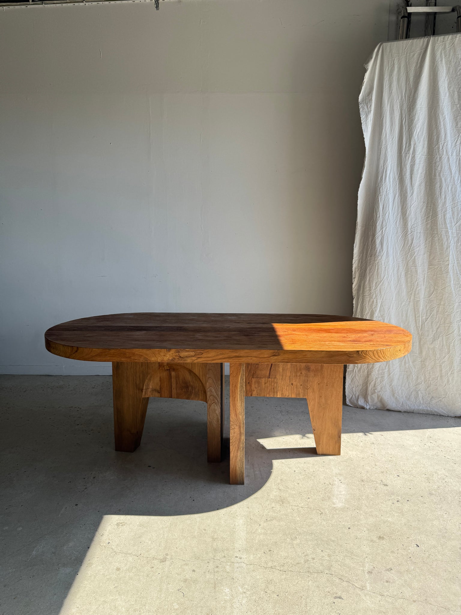 Immense table en teck massif 2m10x1m