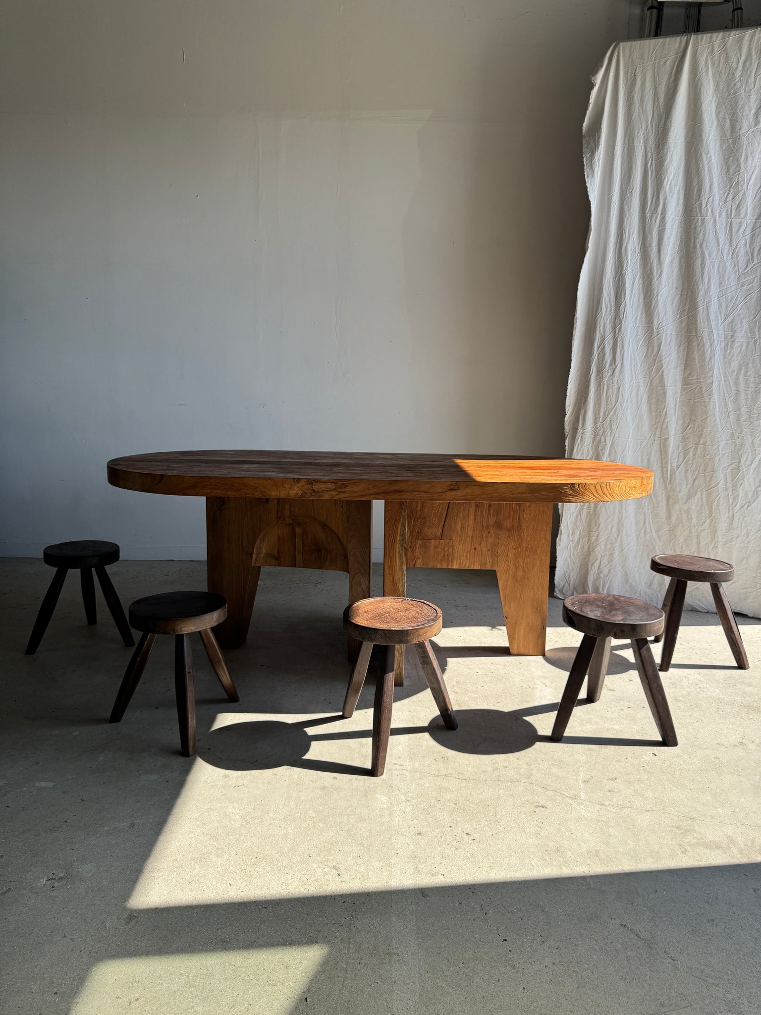Immense table en teck massif 2m10x1m