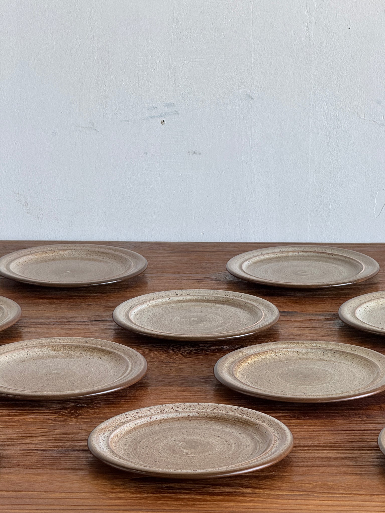 Lot de 12 assiettes à dessert en grès Niderville
