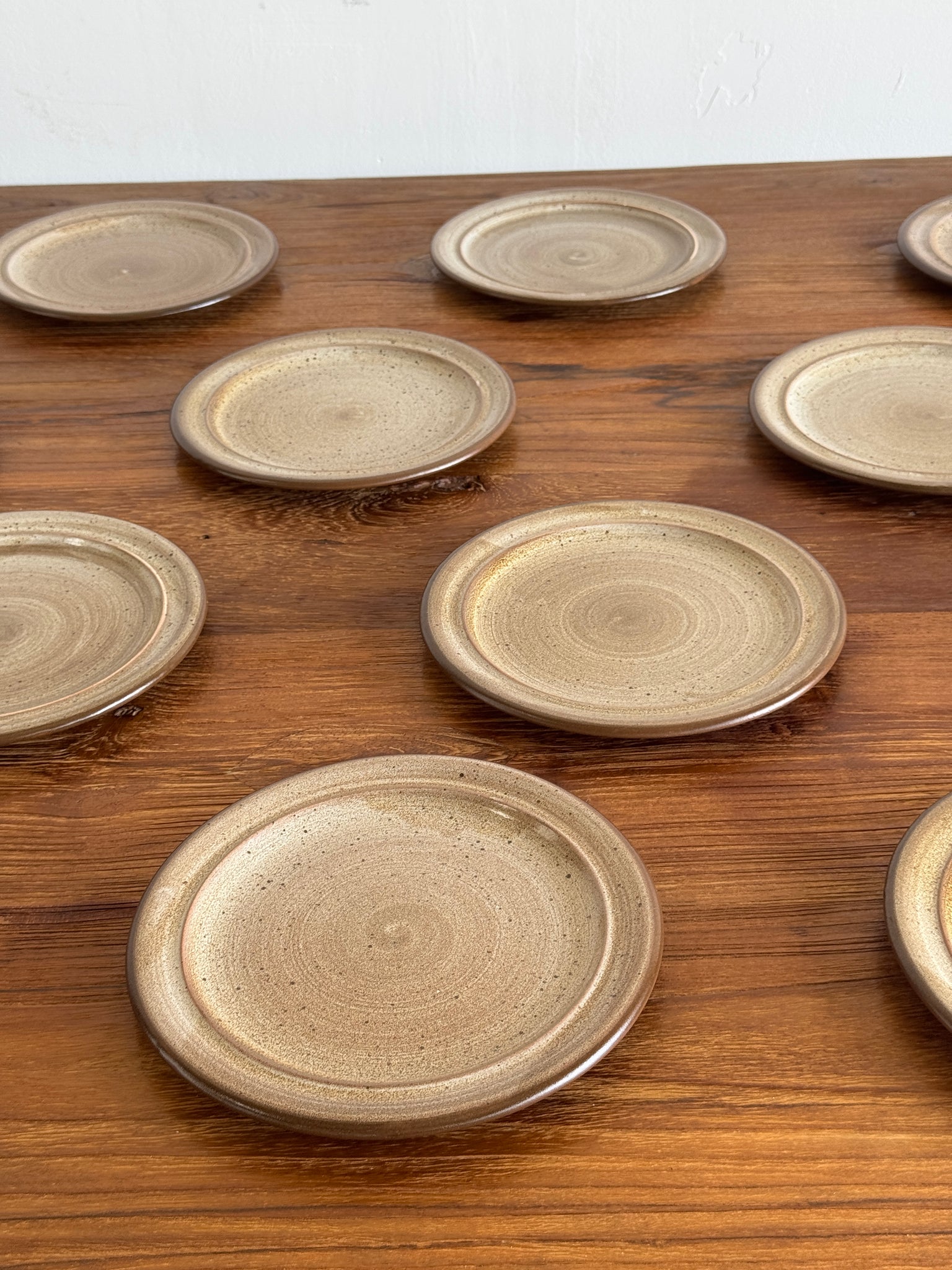 Lot de 12 assiettes à dessert en grès Niderville