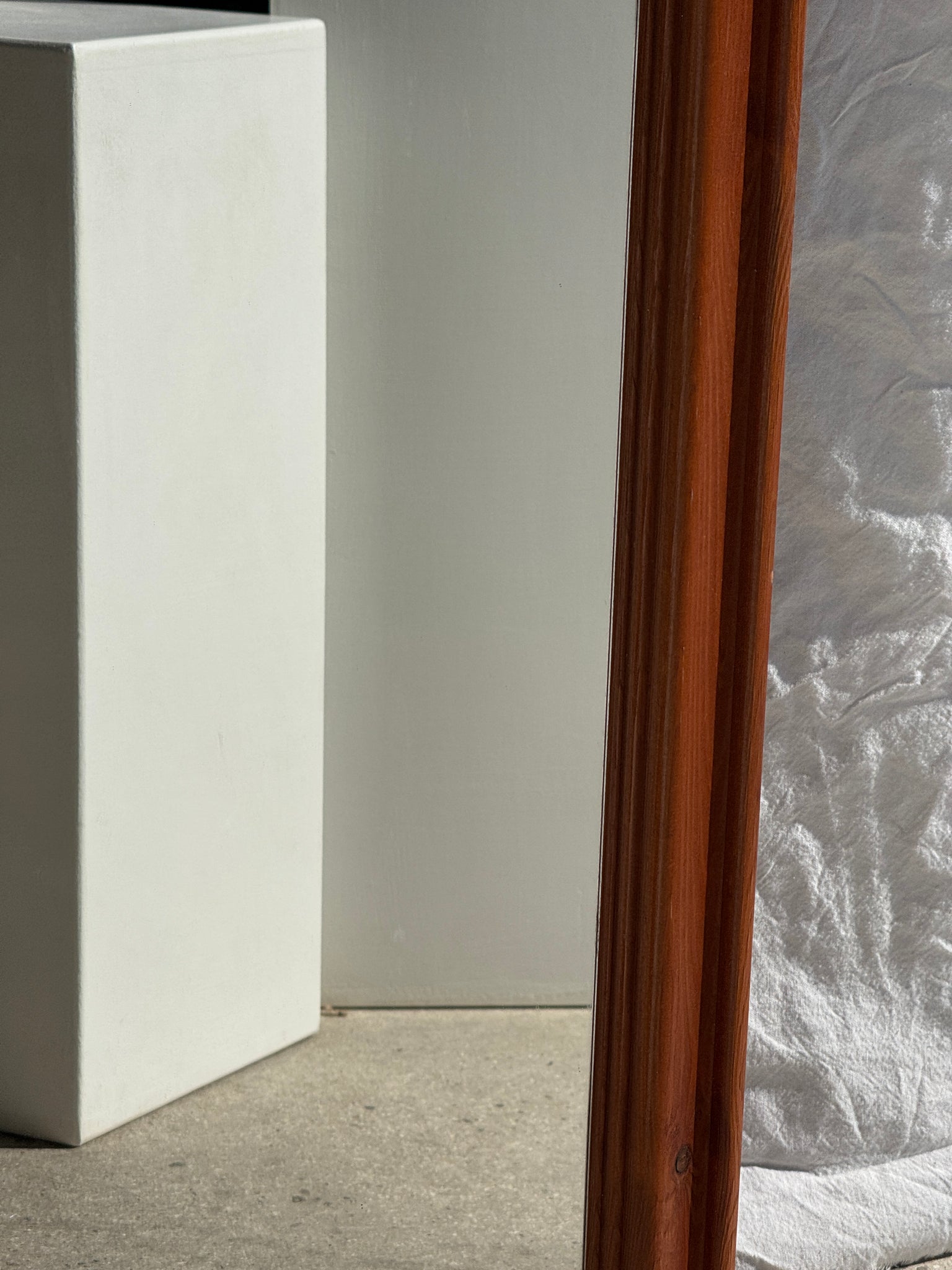 Miroir rectangulaire cadre en bois 88x62