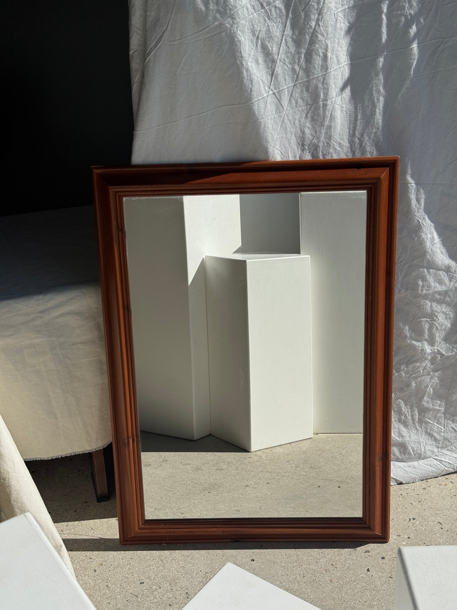 Miroir rectangulaire cadre en bois 88x62