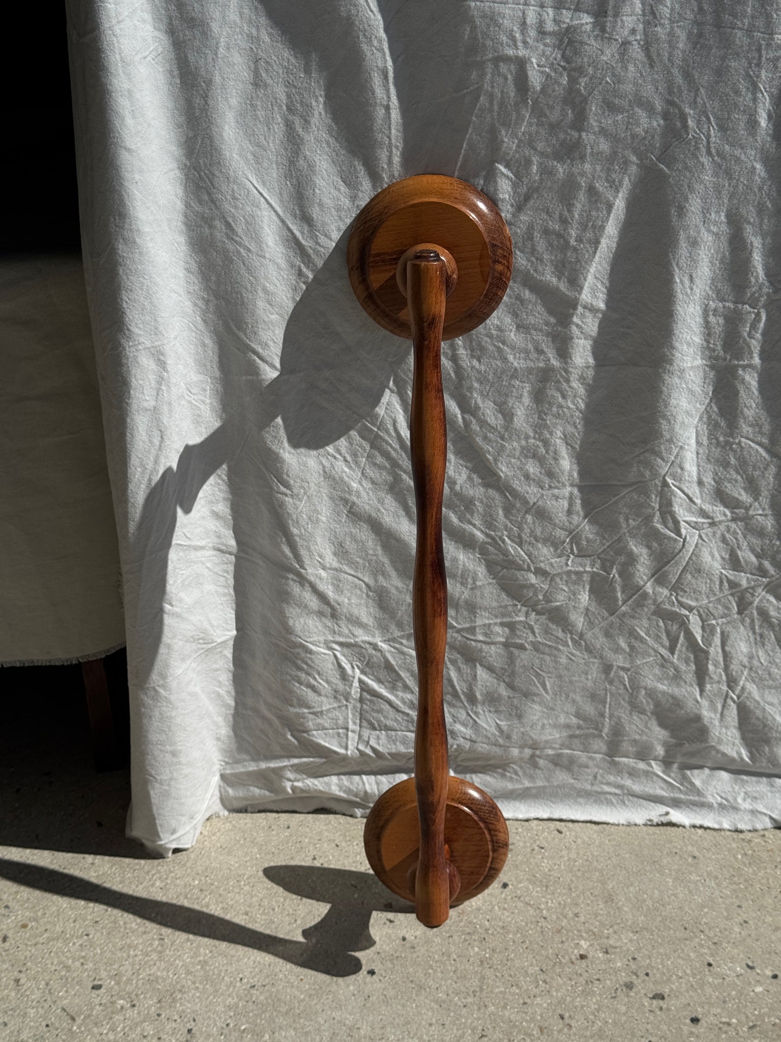 Porte-serviette en bois vintage