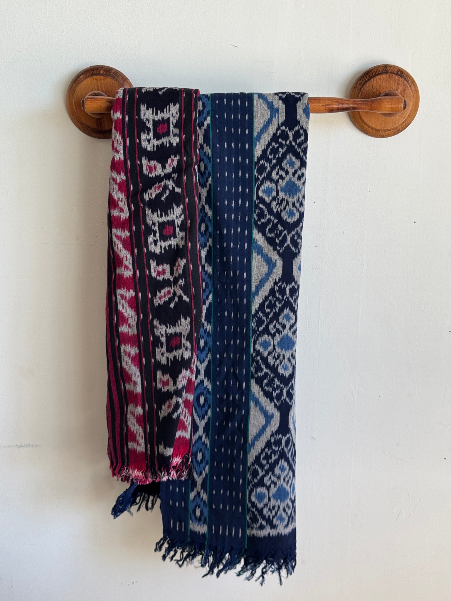 Porte-serviette en bois vintage