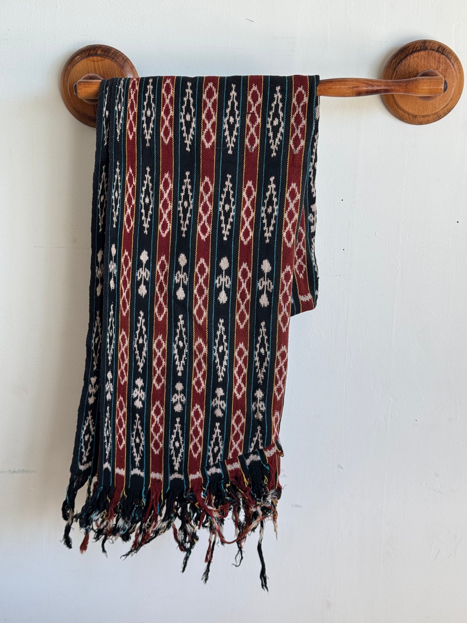 Porte-serviette en bois vintage