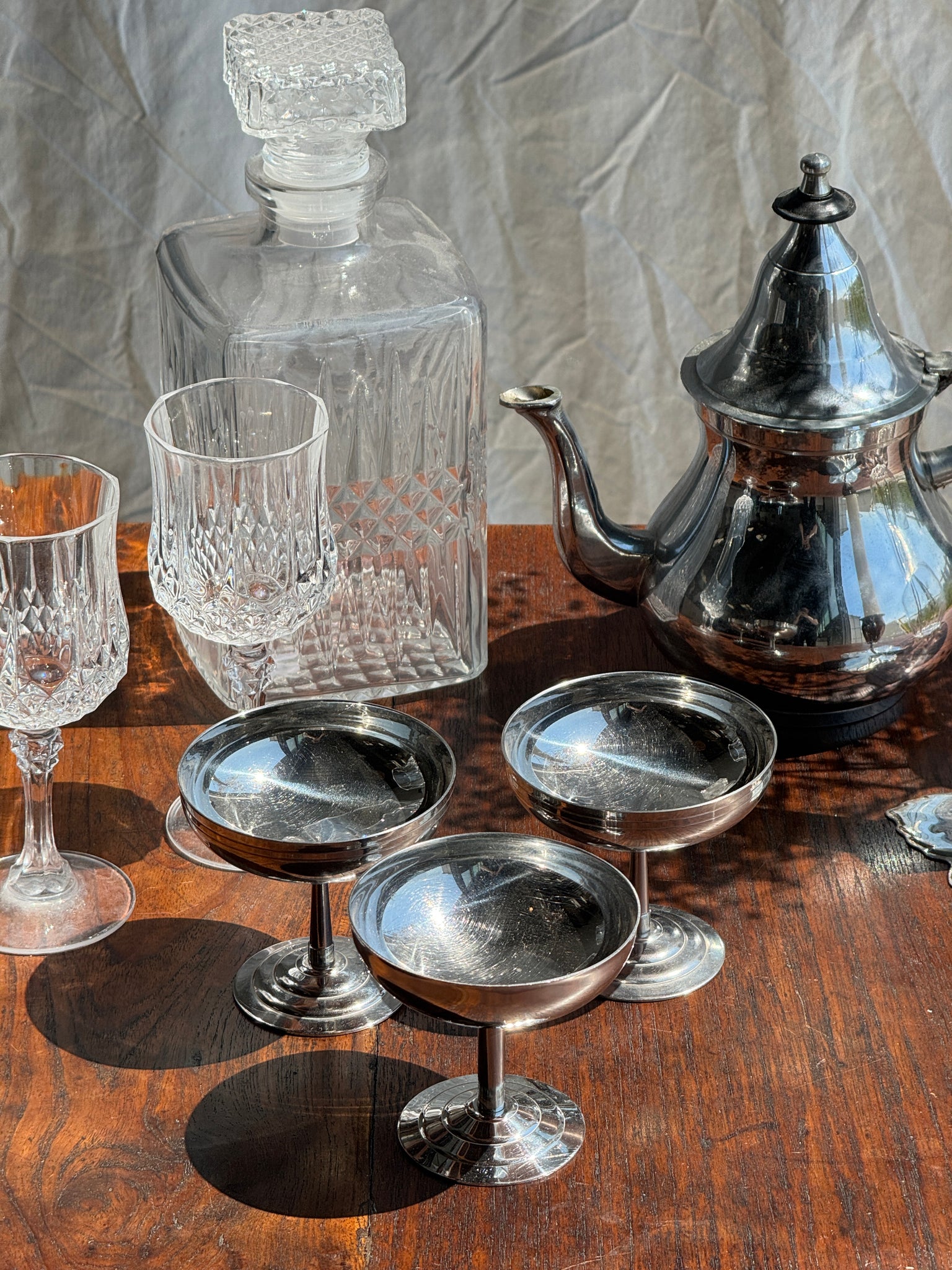 Lot de 6 coupes à glace sur pied géométrique circulaire en métal