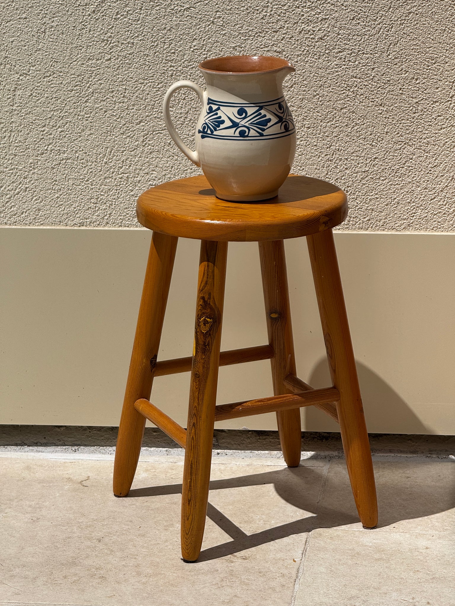 Tabouret en pin quadripode vintage