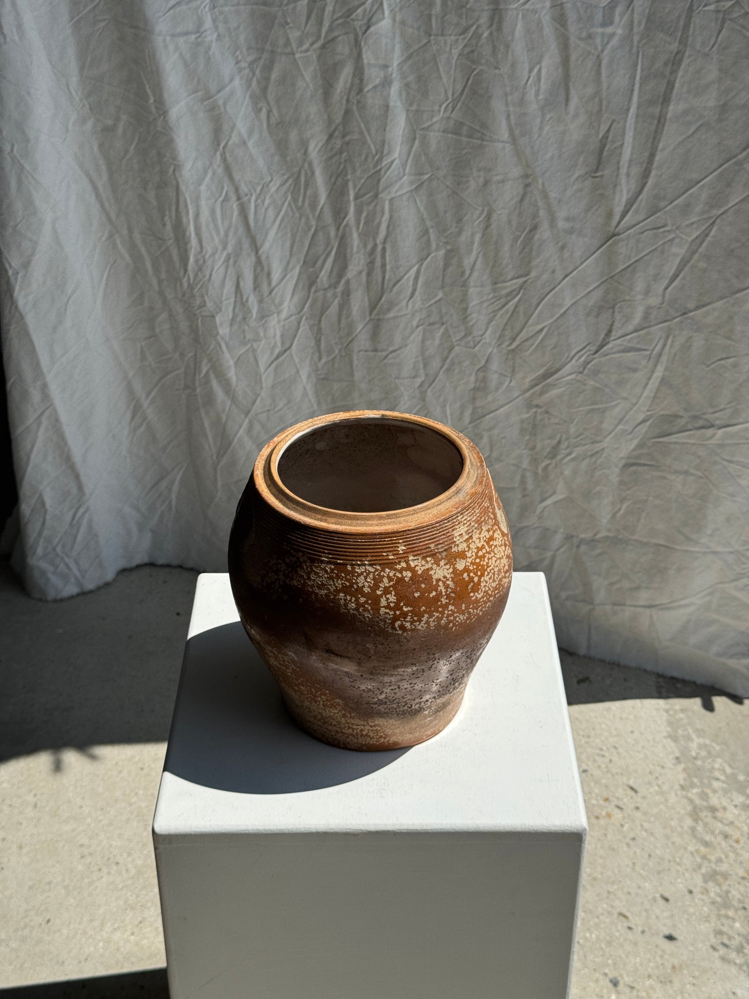 Grand pot à couvercle en grès ovale H24