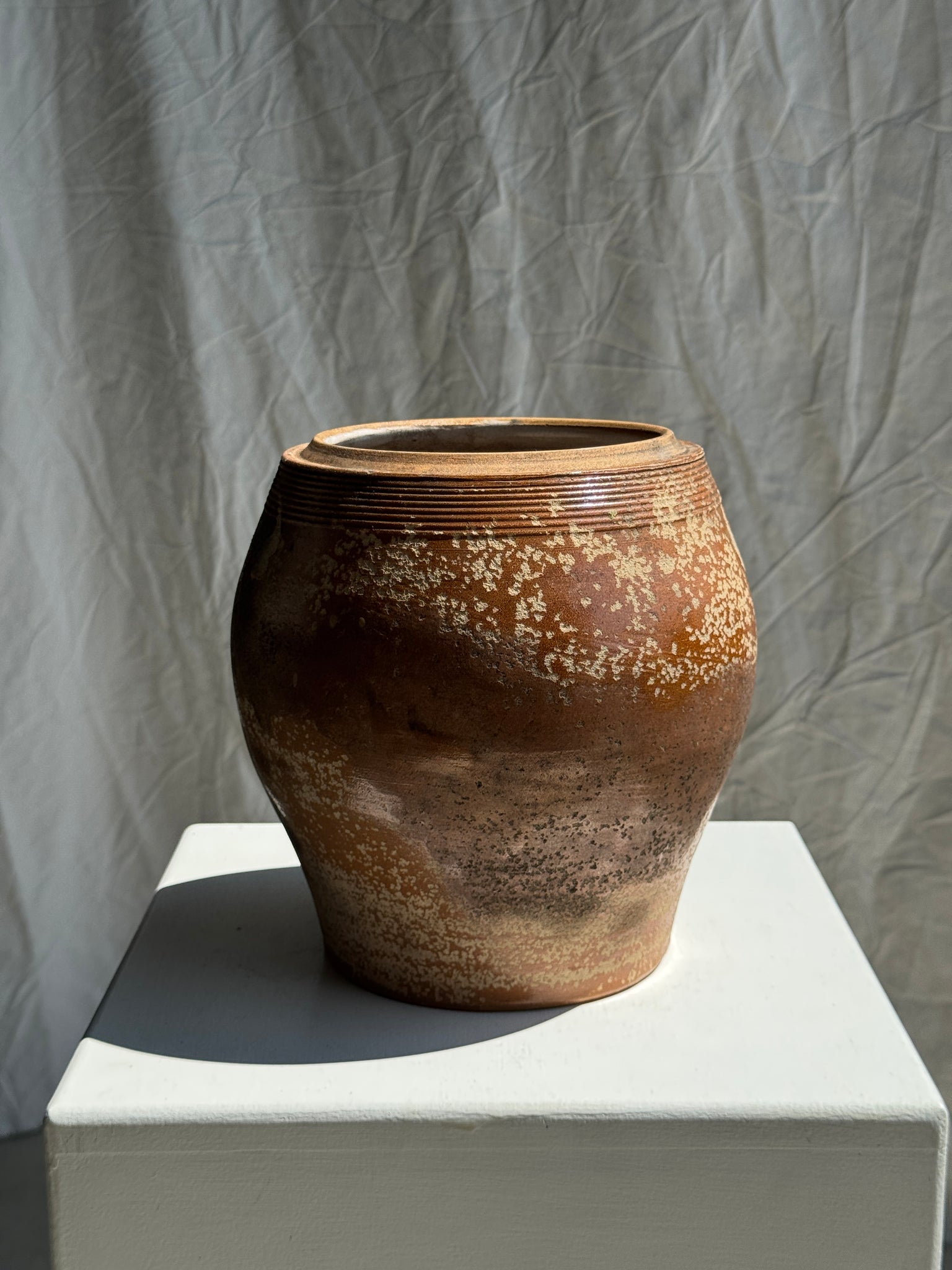 Grand pot à couvercle en grès ovale H24