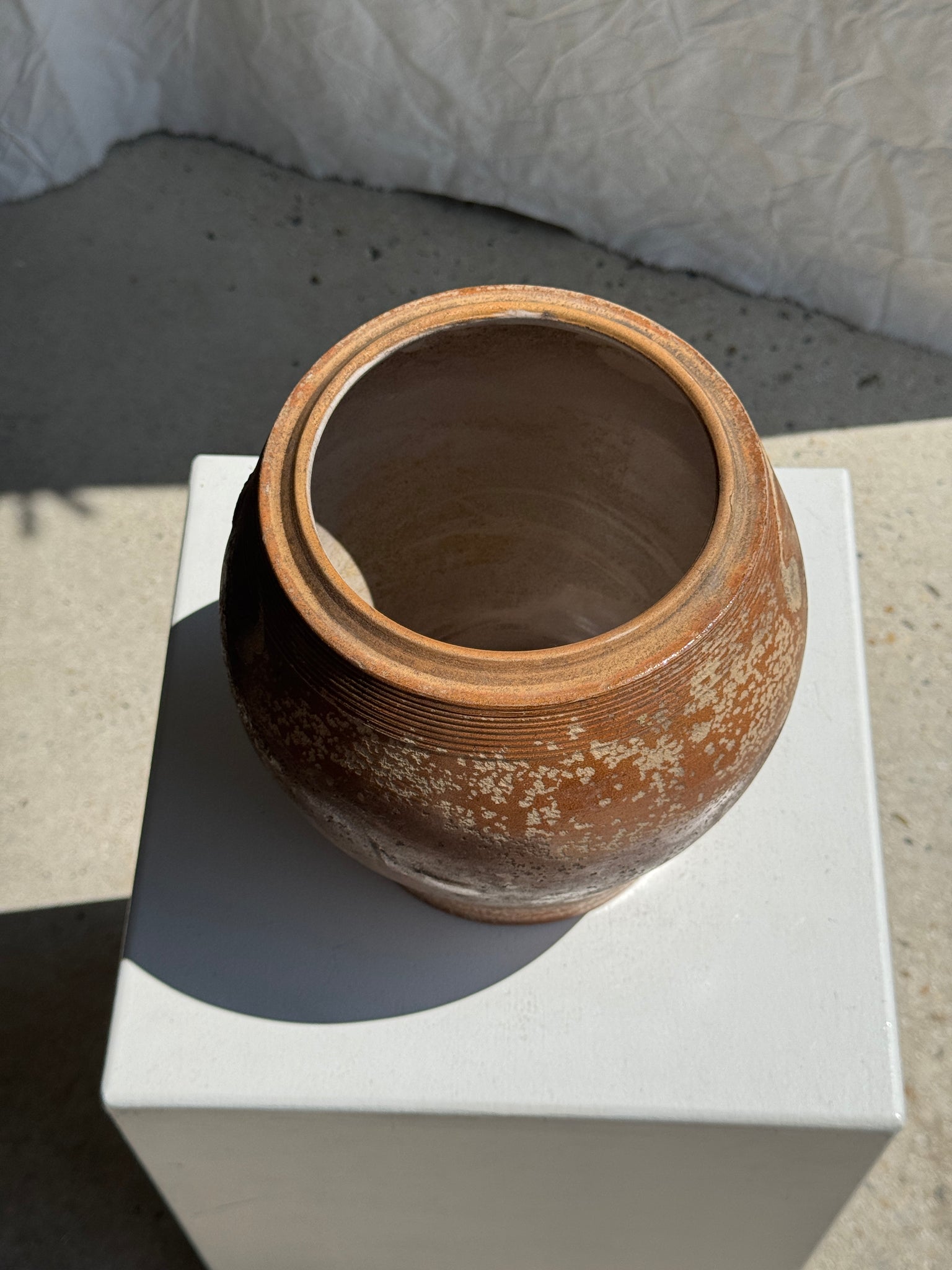 Grand pot à couvercle en grès ovale H24