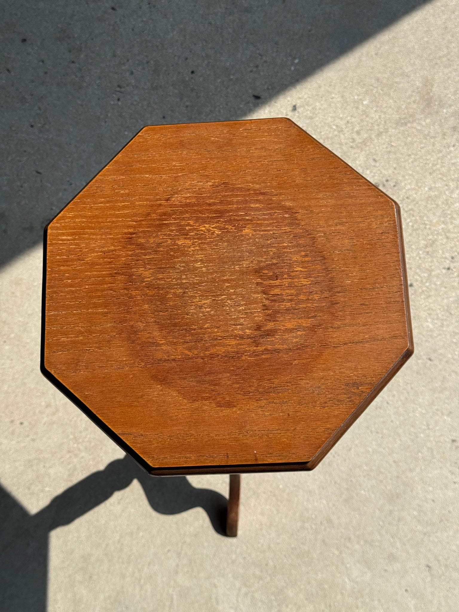 Guéridon octogonal en bois H56,5