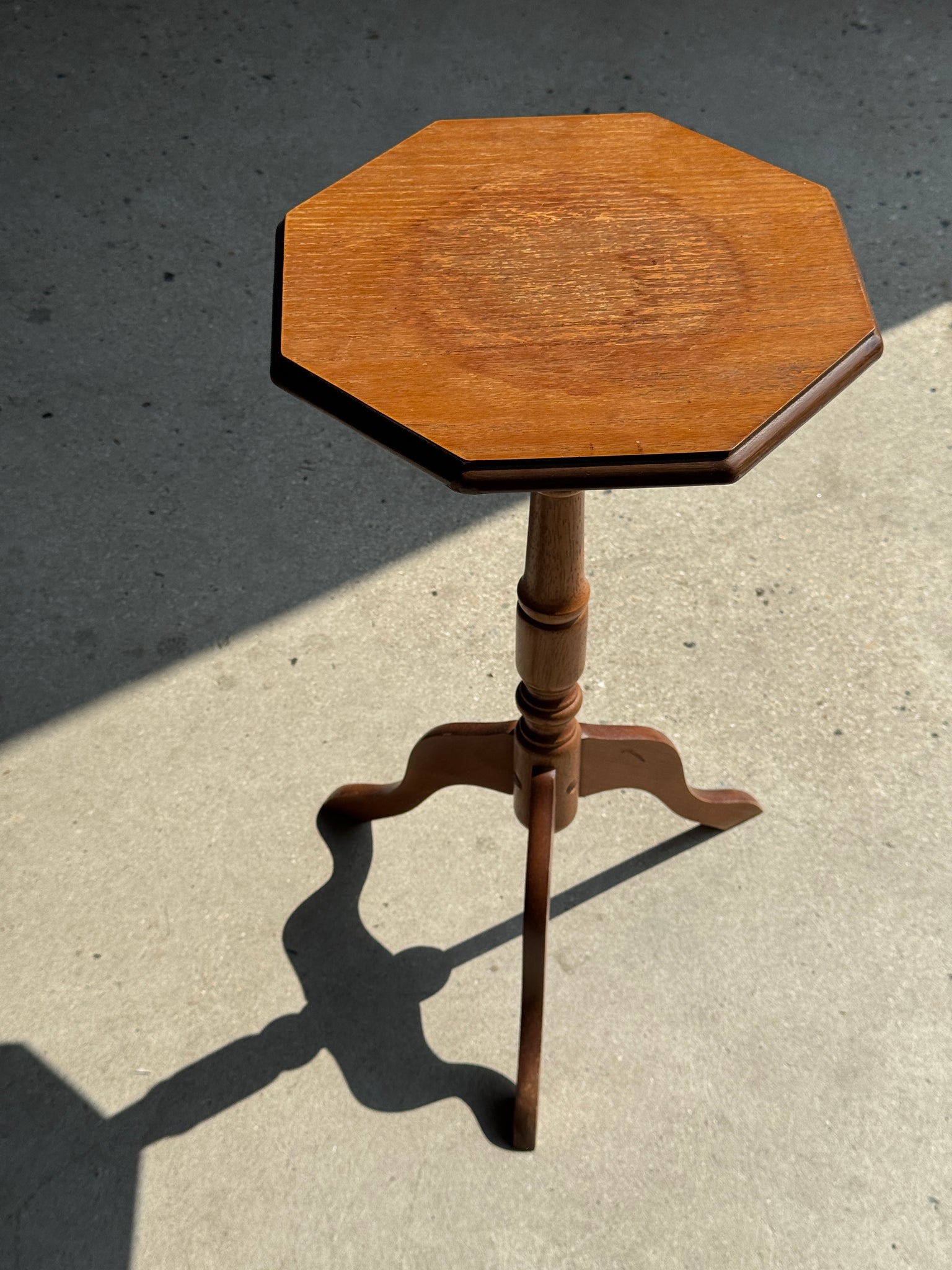 Guéridon octogonal en bois H56,5